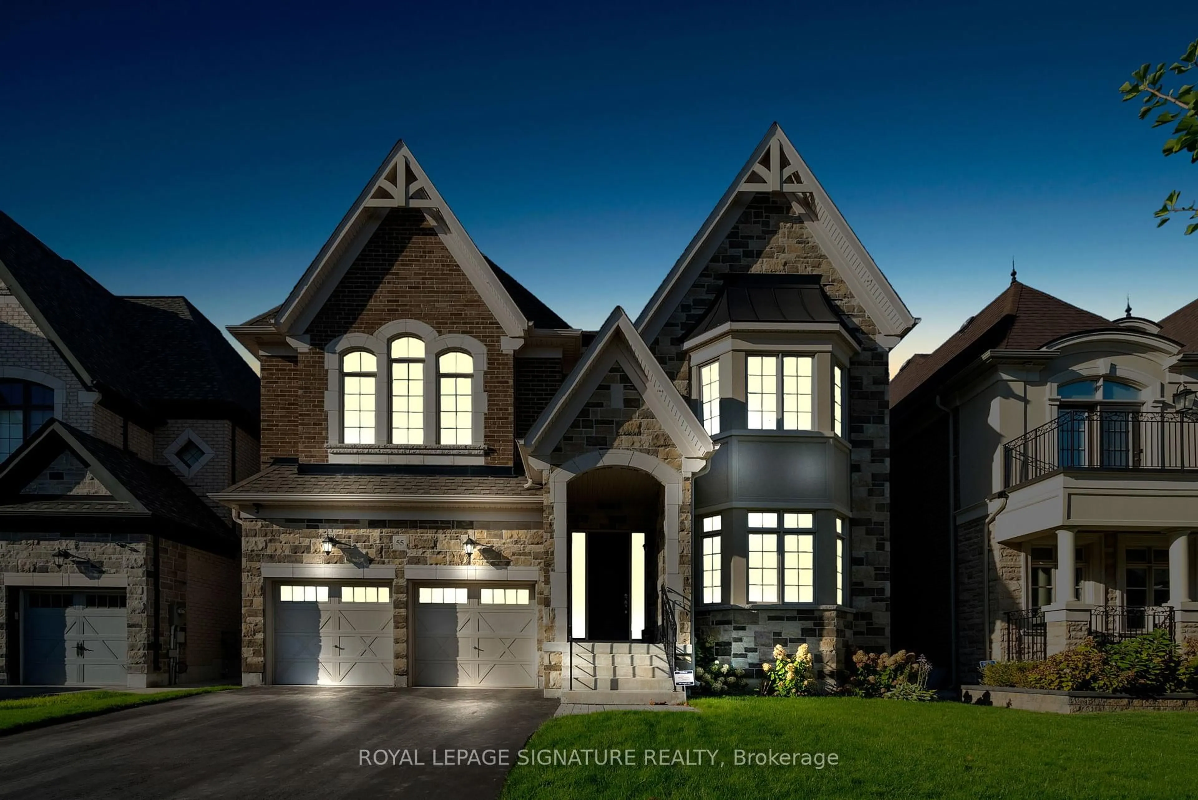 Home with brick exterior material, street for 55 Glensteeple Tr, Aurora Ontario L4G 3T1