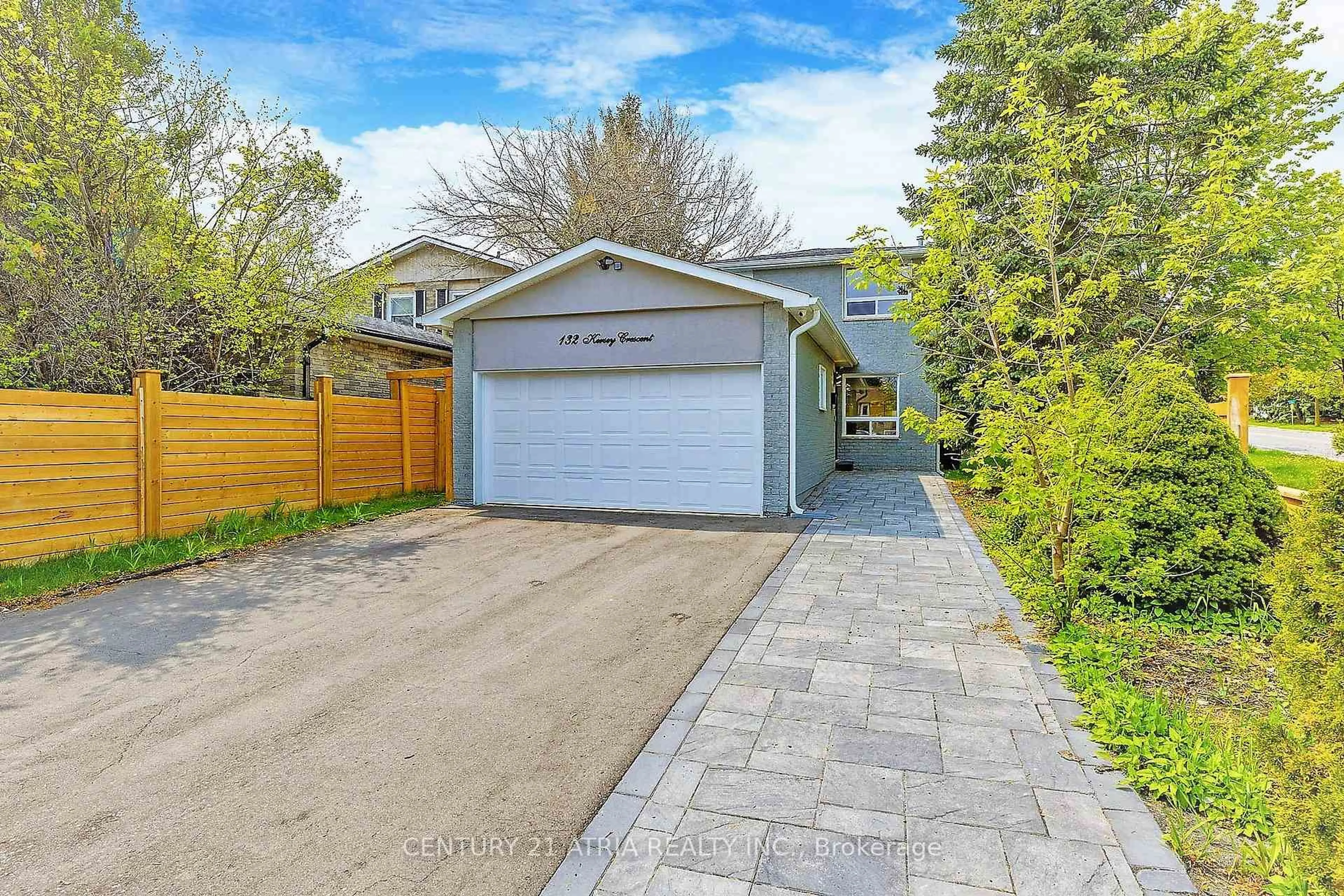 Unknown for 132 Kersey Cres, Richmond Hill Ontario L4C 5V8
