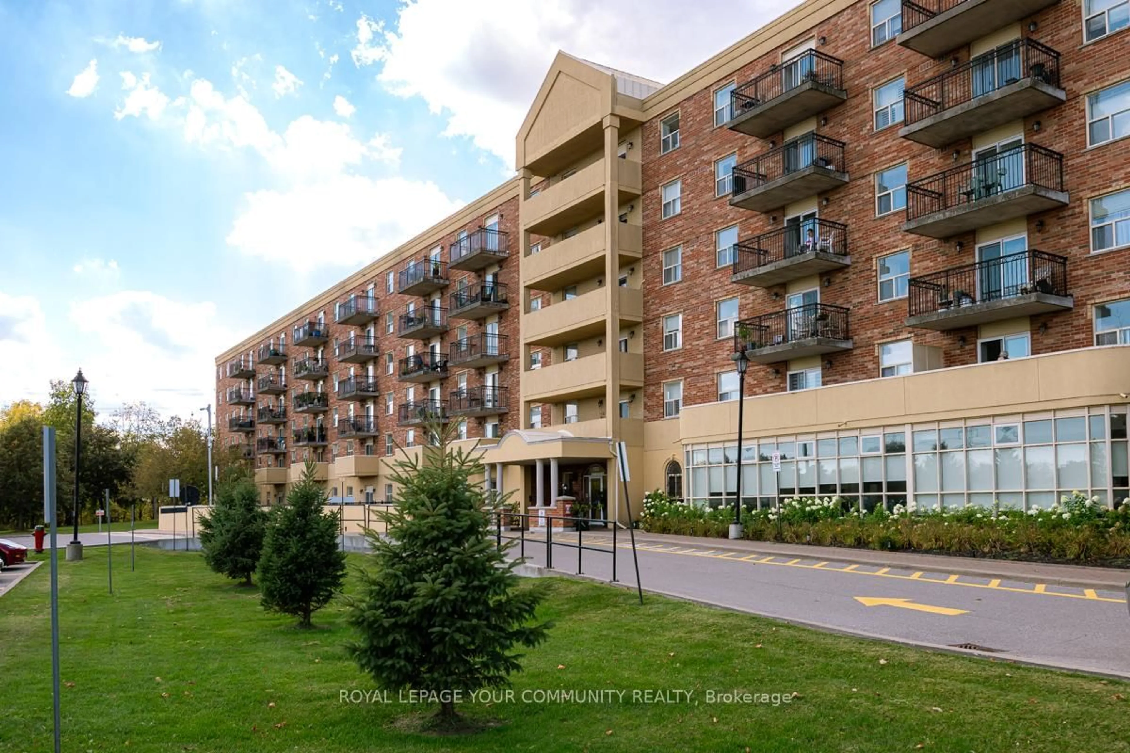 Patio, building for 7373 Martin Grove Rd #206, Vaughan Ontario L4L 9K1