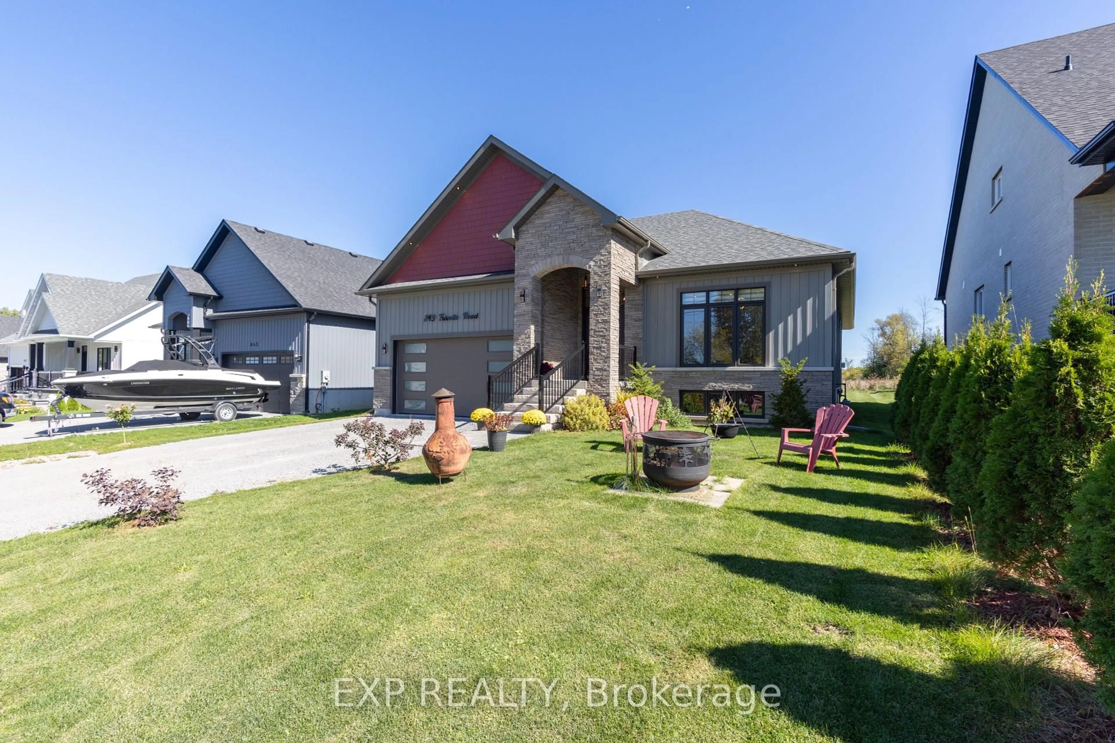 Home with brick exterior material, street for 843 Trivetts Rd, Georgina Ontario L4P 0S2