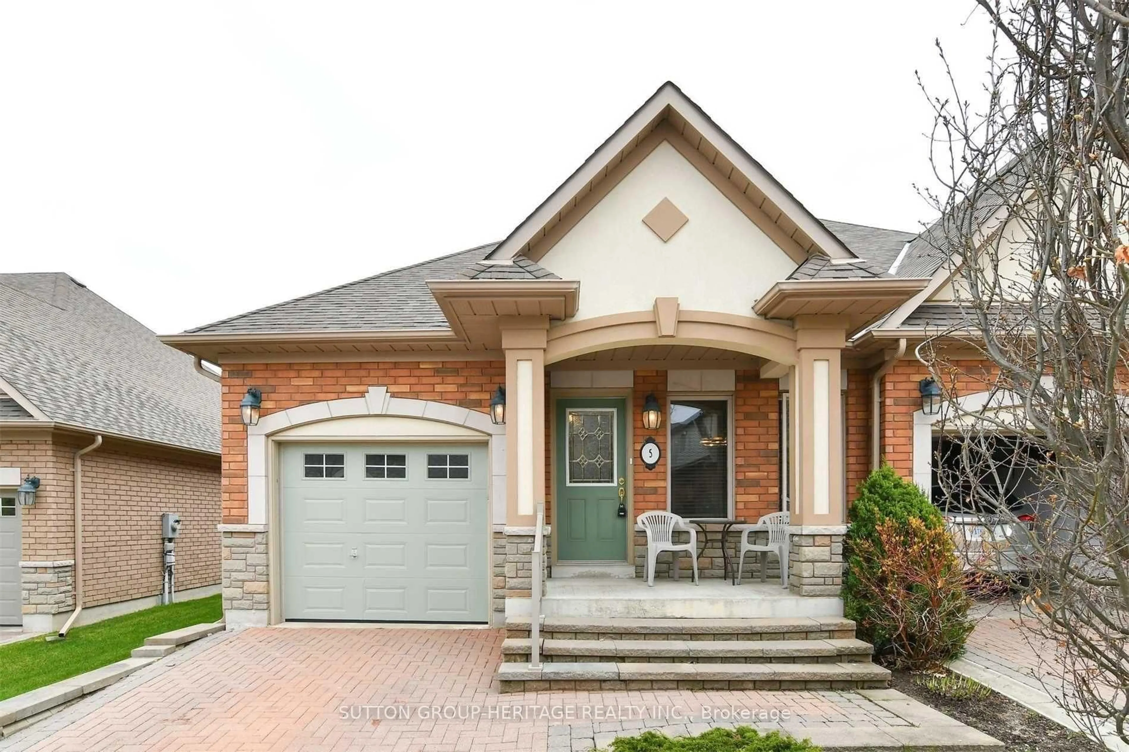 Home with brick exterior material, street for 5 Via Vistana Rd, New Tecumseth Ontario L9R 0C5