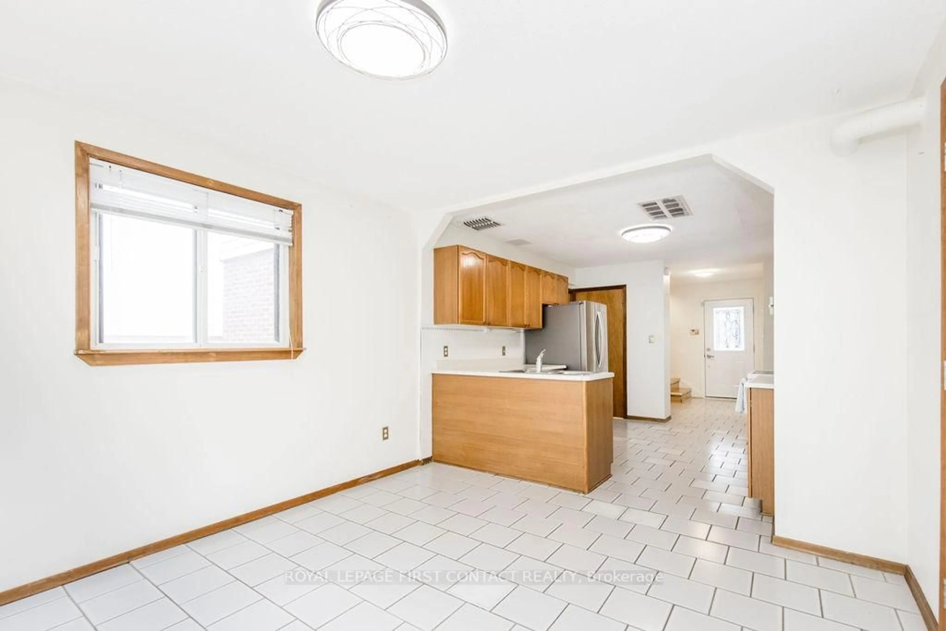 Unknown for 111 Graham St, Essa Ontario L0M 1B0