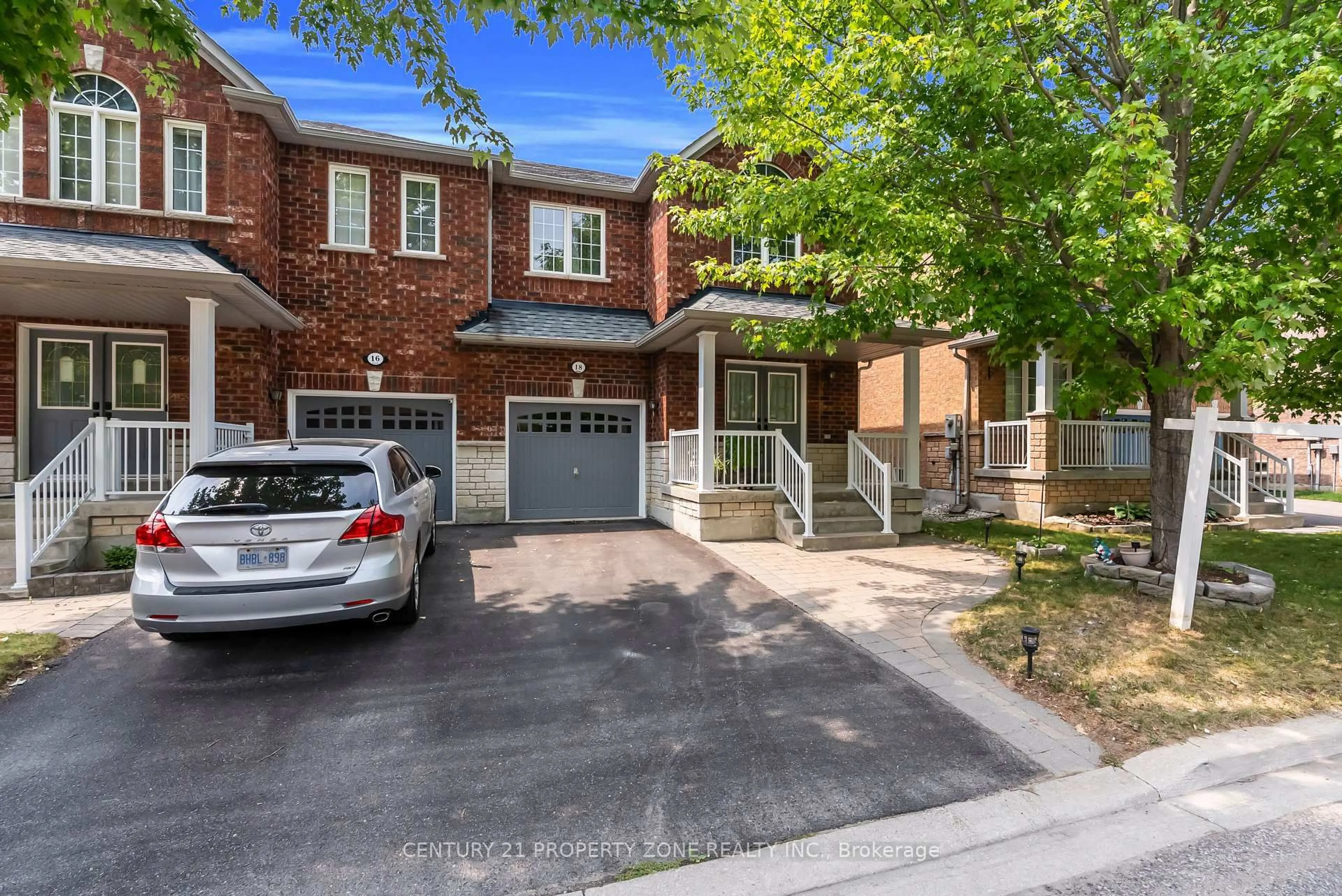 Home with brick exterior material, street for 18 Gracewell Rd, Markham Ontario L6E 1W9