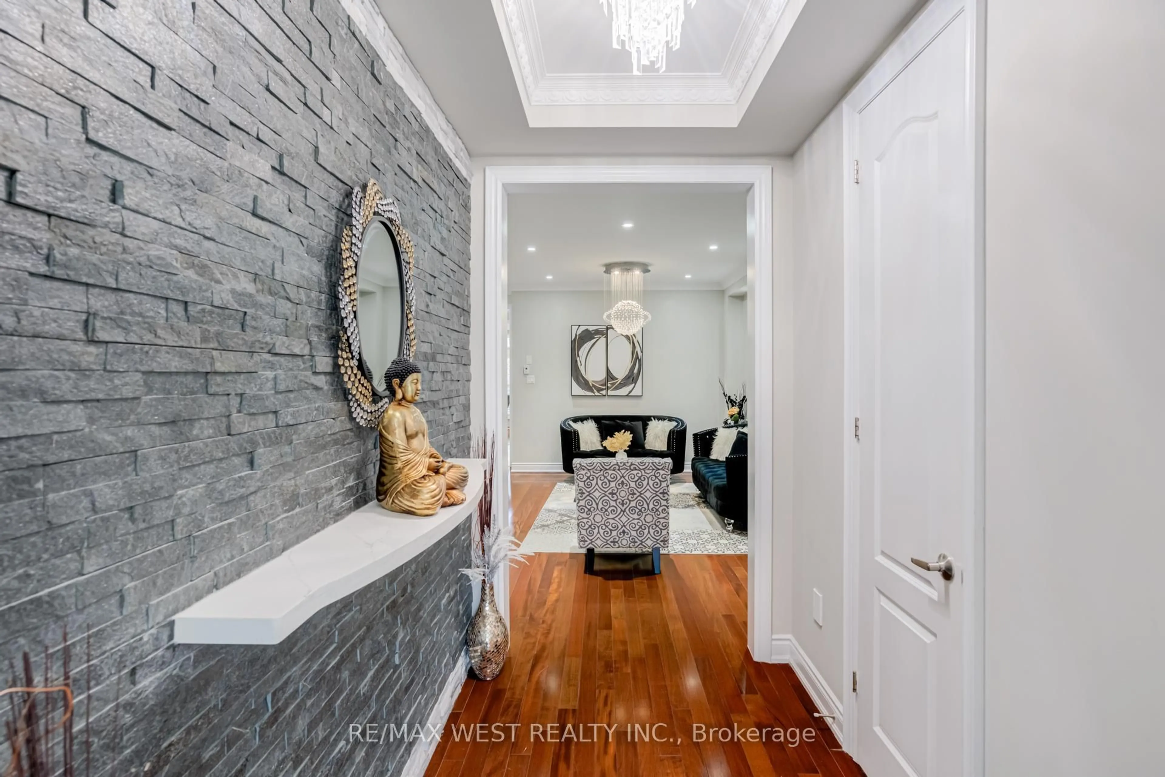 Indoor entryway for 238 Wardlaw Pl, Vaughan Ontario L4H 3L7