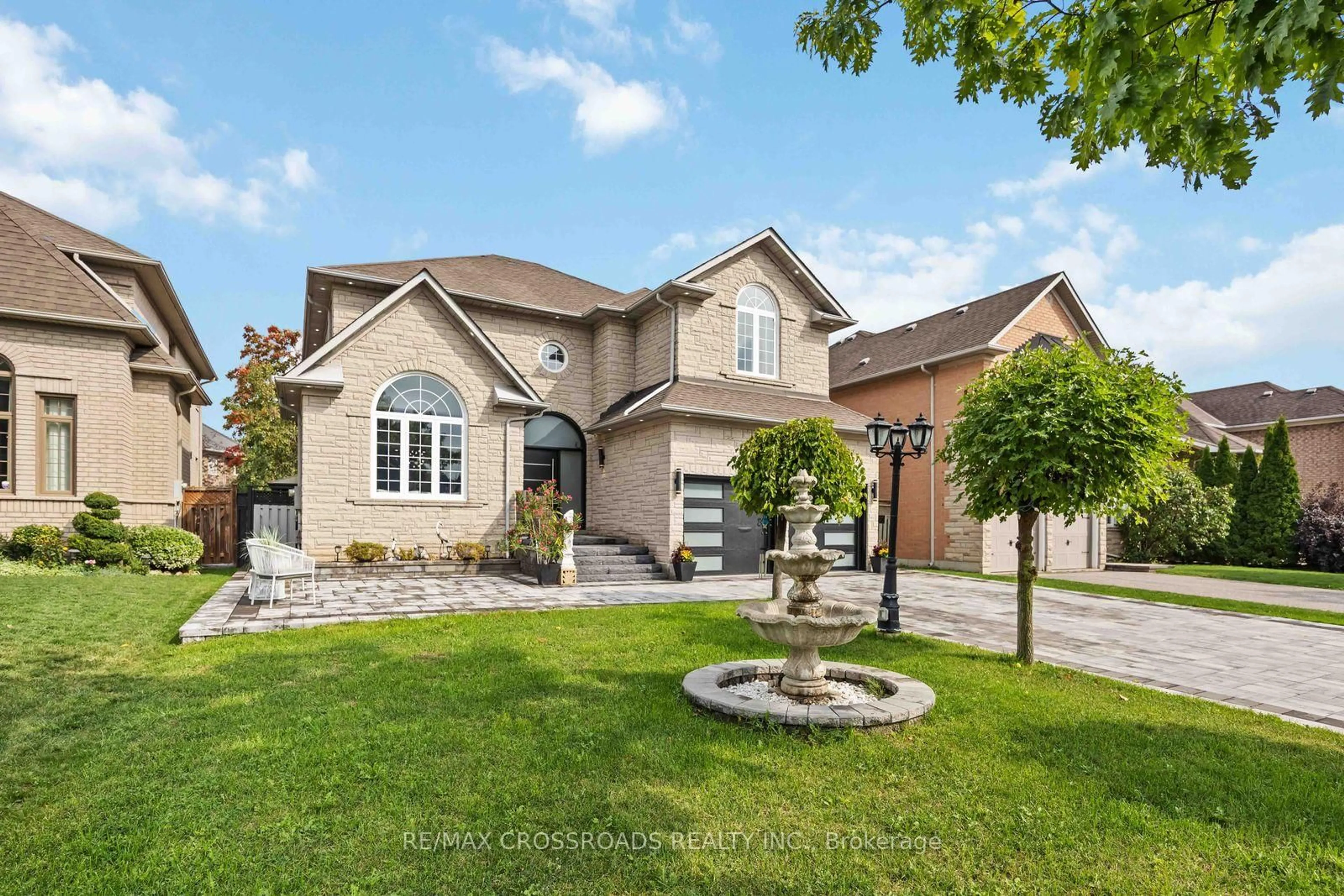 Home with brick exterior material, street for 50 Grandlea Cres, Markham Ontario L3S 4A2