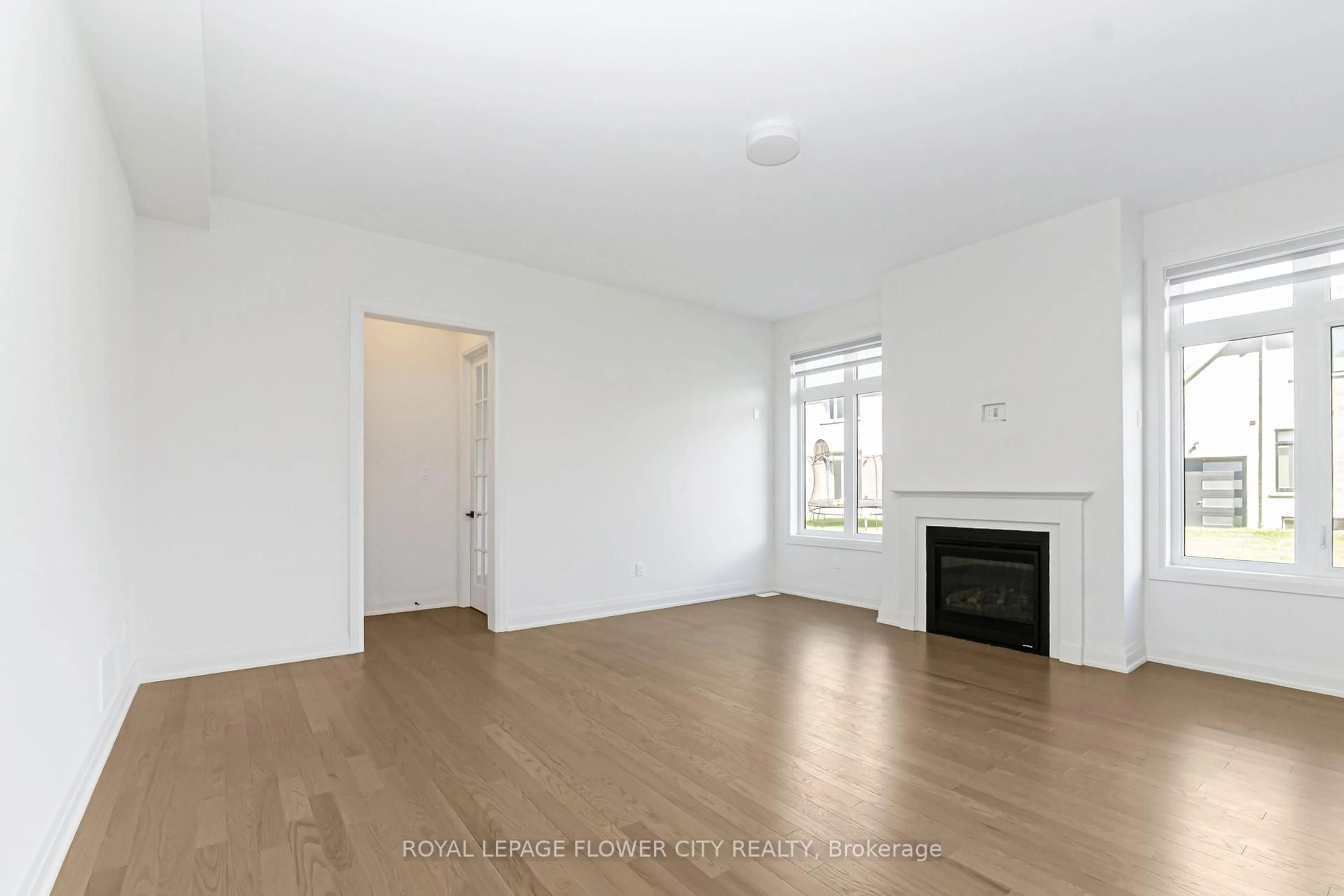 A pic of a room for 11 Wintergreen Lane, Adjala-Tosorontio Ontario L0G 1W0