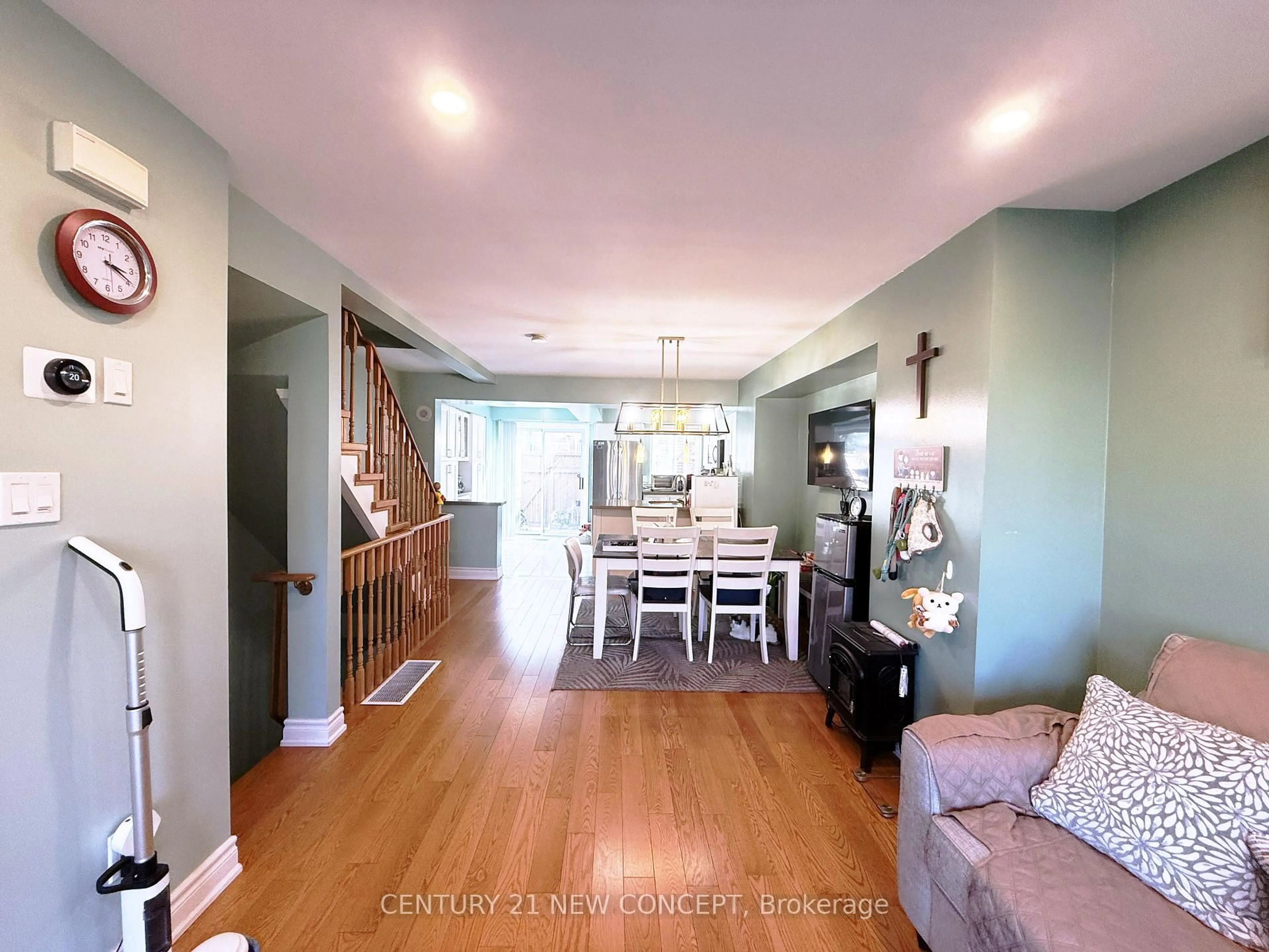 Unknown for 18 Clark Ave #107, Vaughan Ontario L4J 8H1