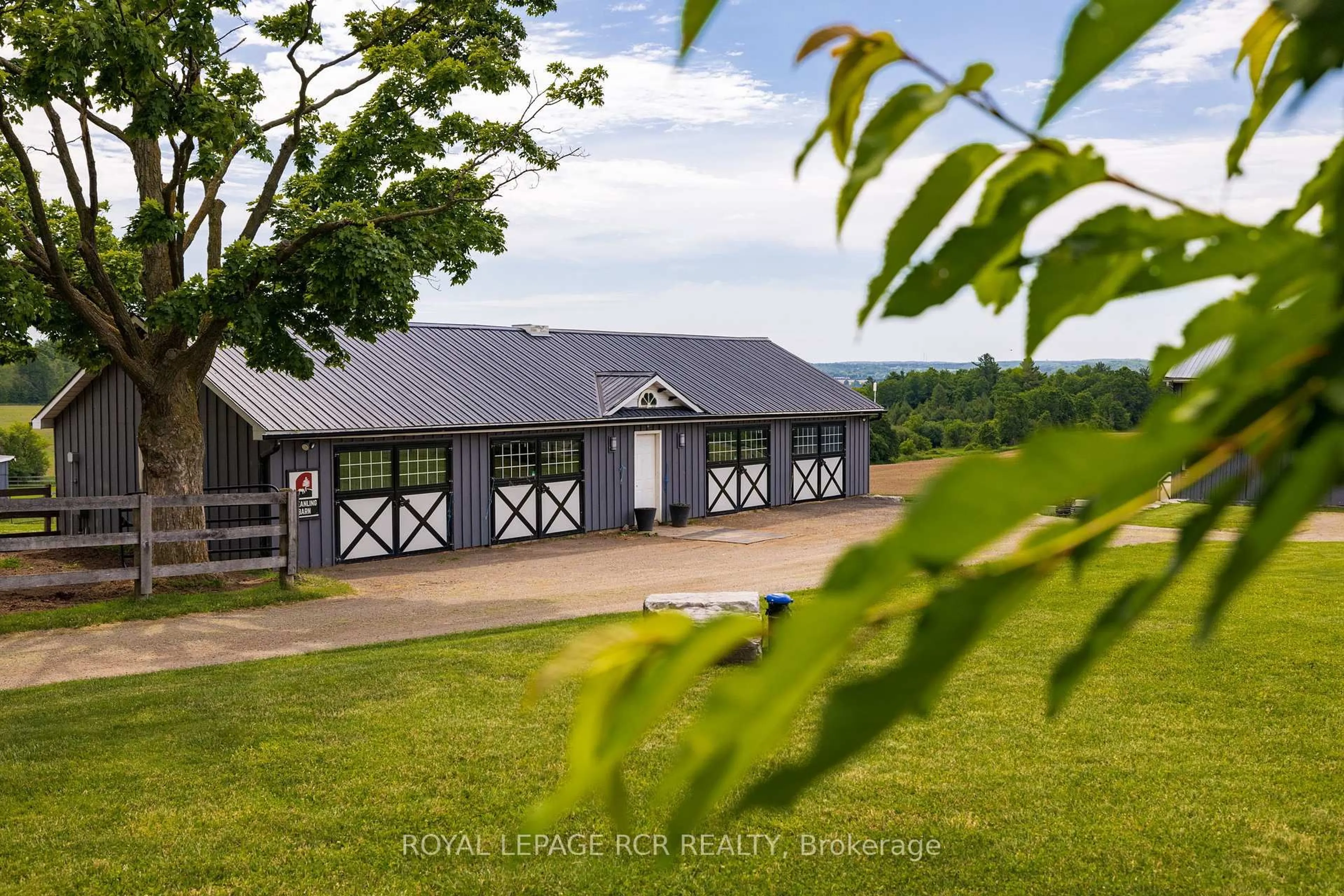 A pic from outside/outdoor area/front of a property/back of a property/a pic from drone, unknown for 3935 3rd Line, Bradford West Gwillimbury Ontario L0G 1W0