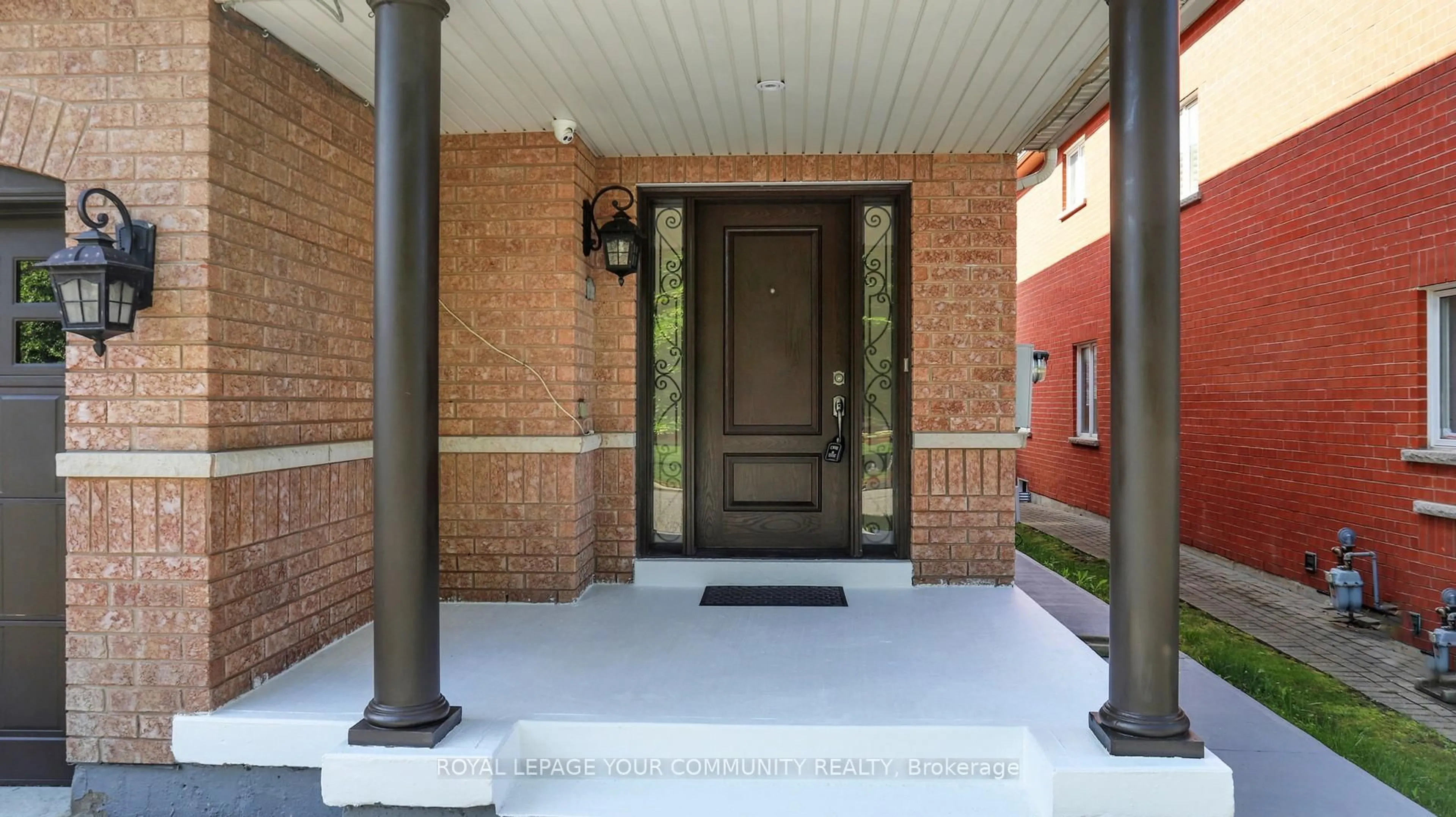 Unknown for 92 Laval St, Vaughan Ontario L4H 0P2