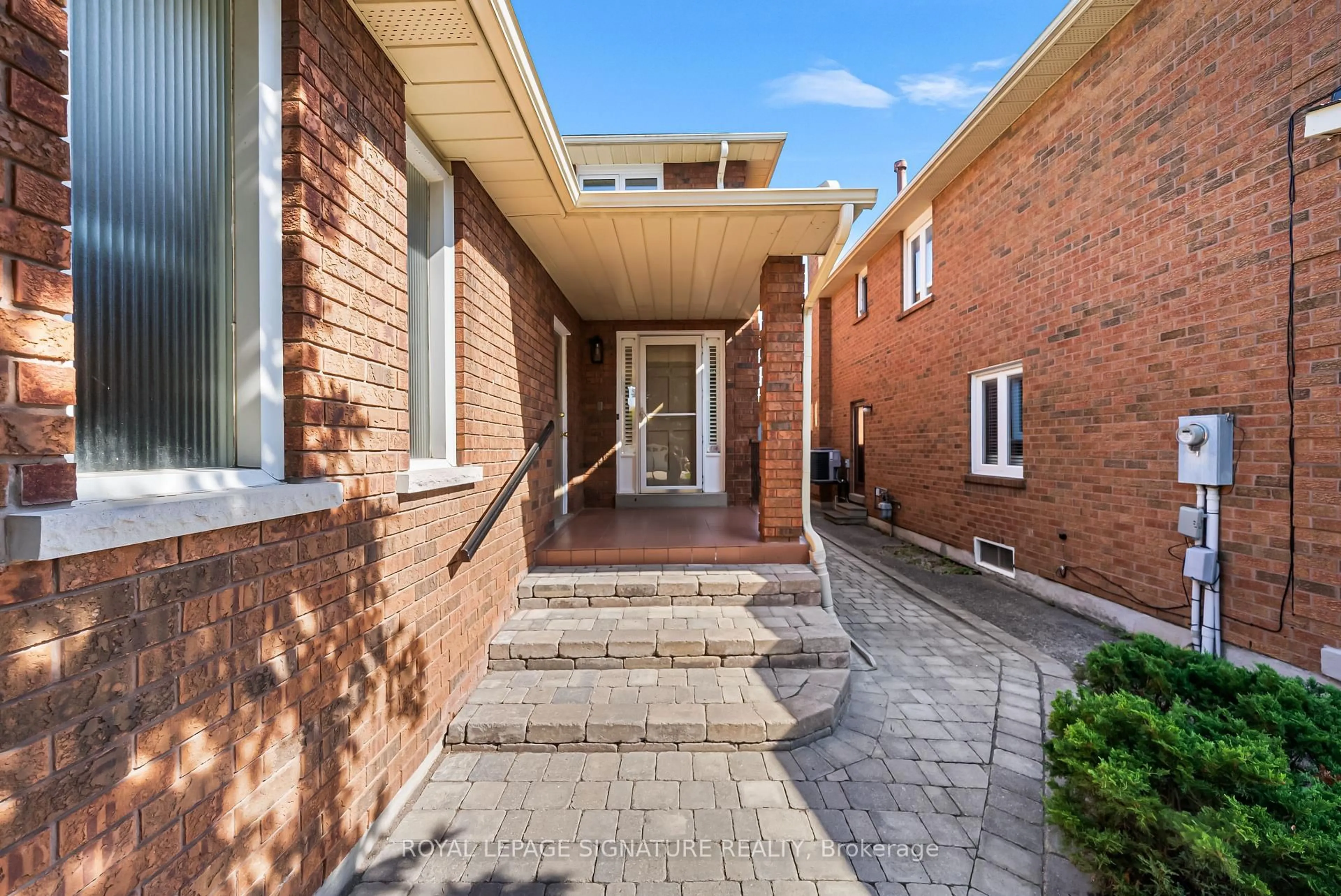 Home with brick exterior material, street for 21 Sonny St, Vaughan Ontario L6A 1B7