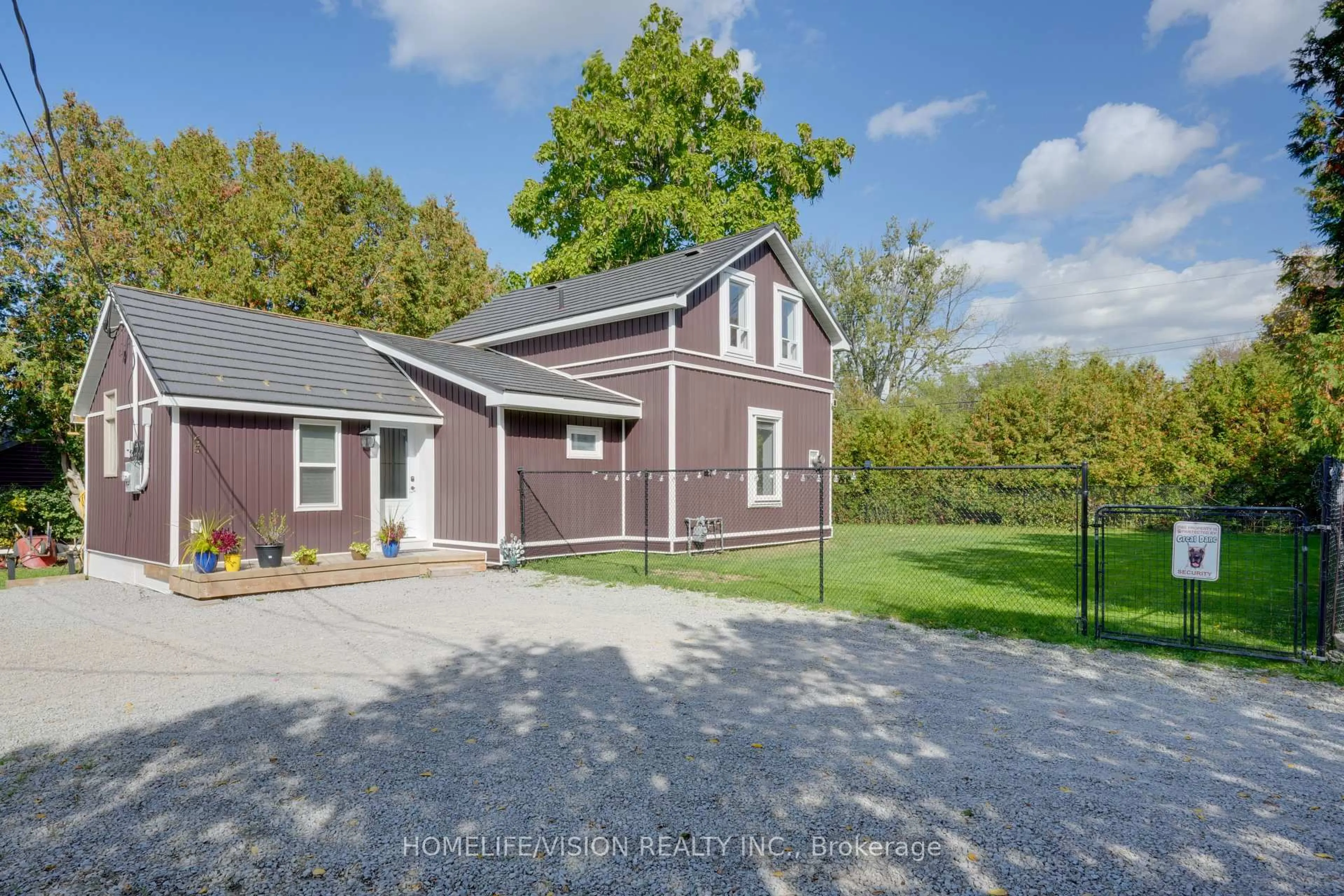 A pic from outside/outdoor area/front of a property/back of a property/a pic from drone, street for 65 Bolster Lane, Georgina Ontario L0E 1N0
