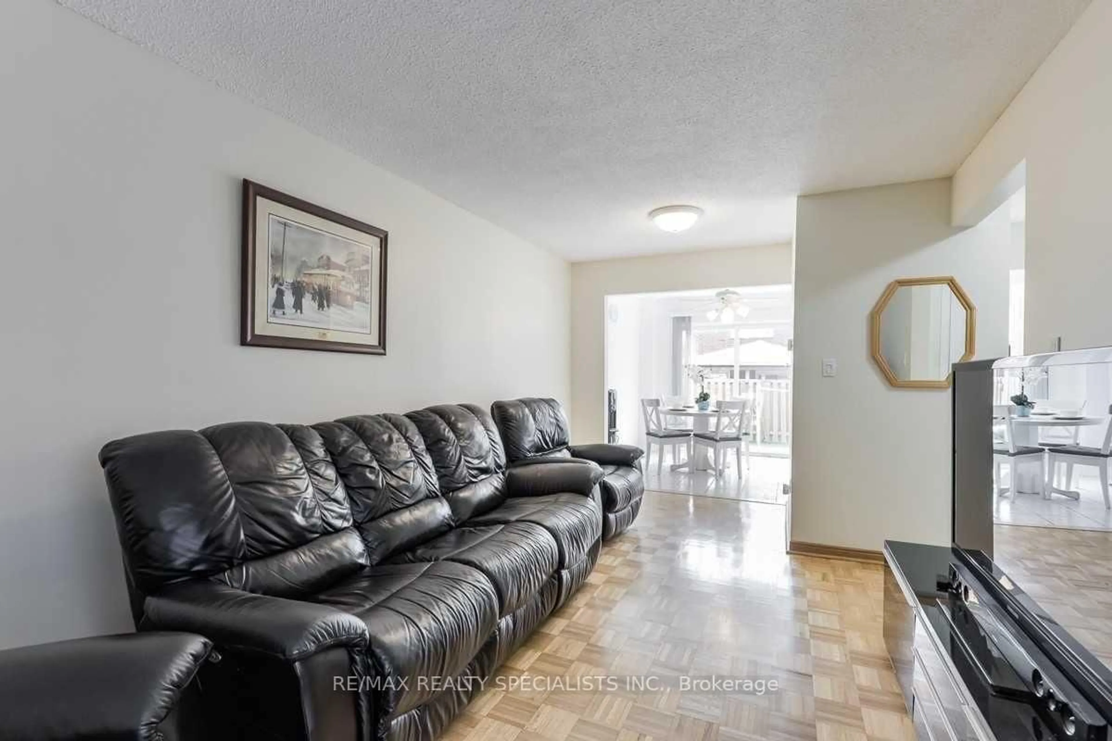 Living room with furniture, unknown for 8 New Seabury Dr, Vaughan Ontario L4K 2B8