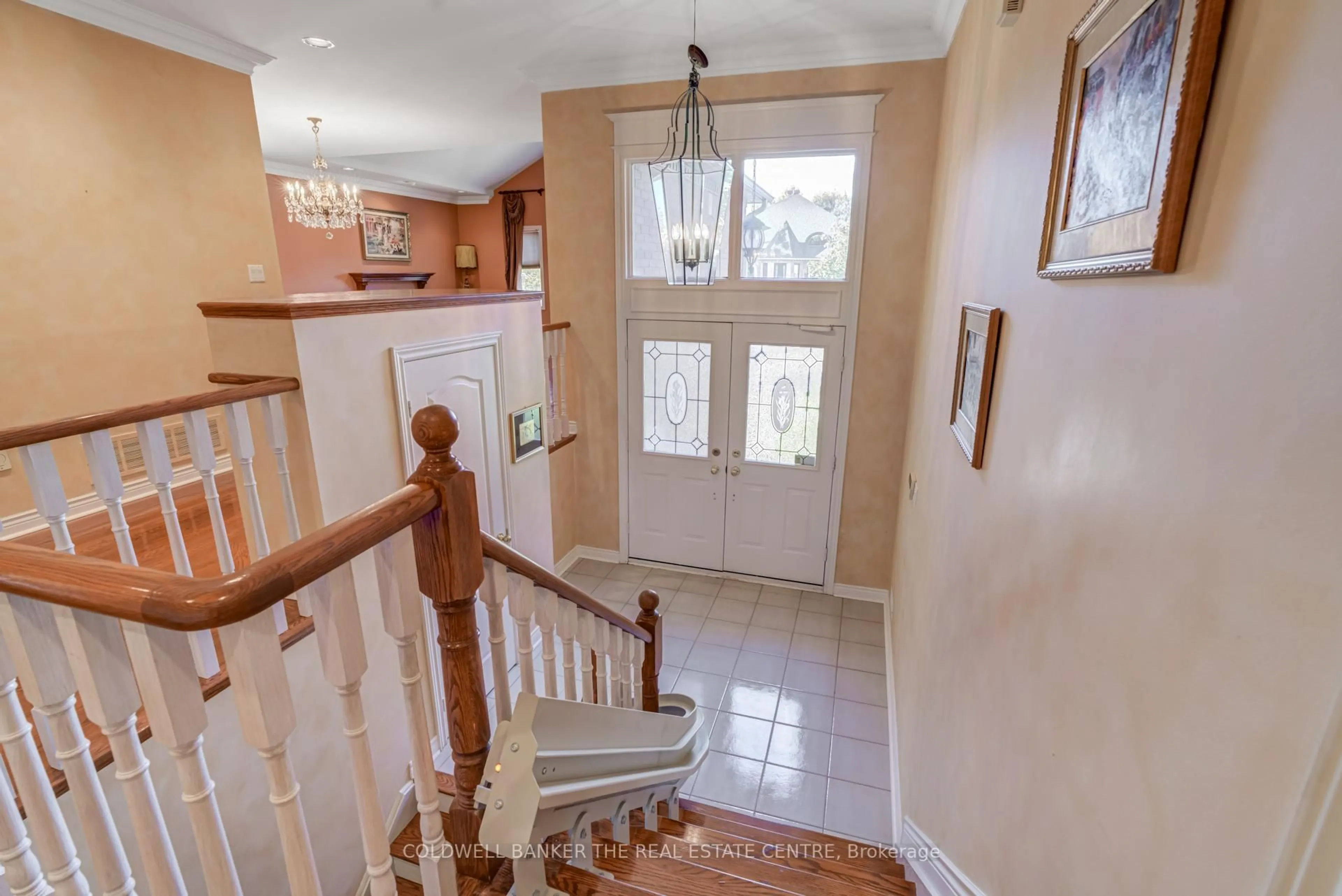 Unknown for 206 Shaftsbury Ave, Richmond Hill Ontario L4C 0E8