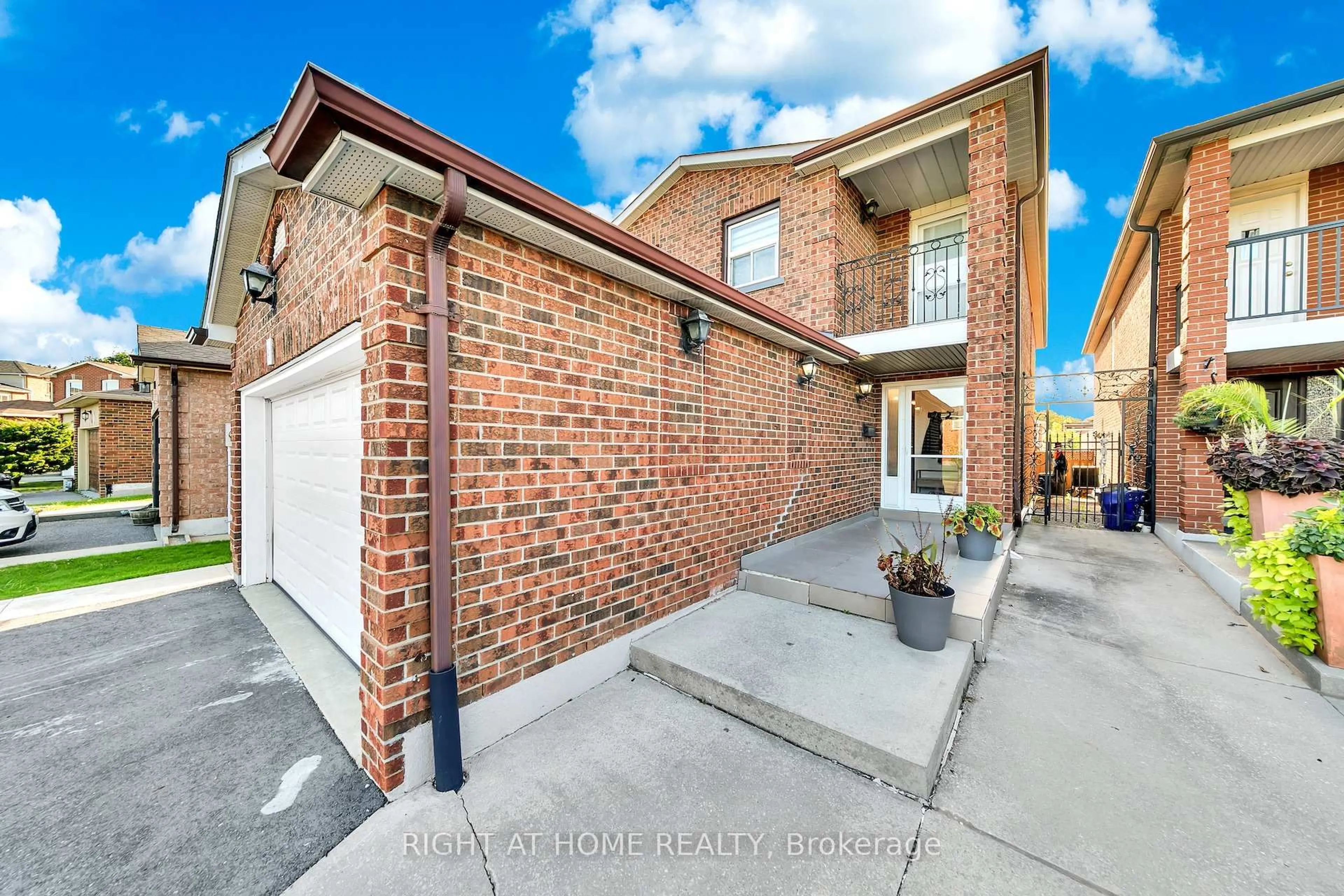 Home with brick exterior material, street for 8 Terra Rd, Vaughan Ontario L4L 3J5