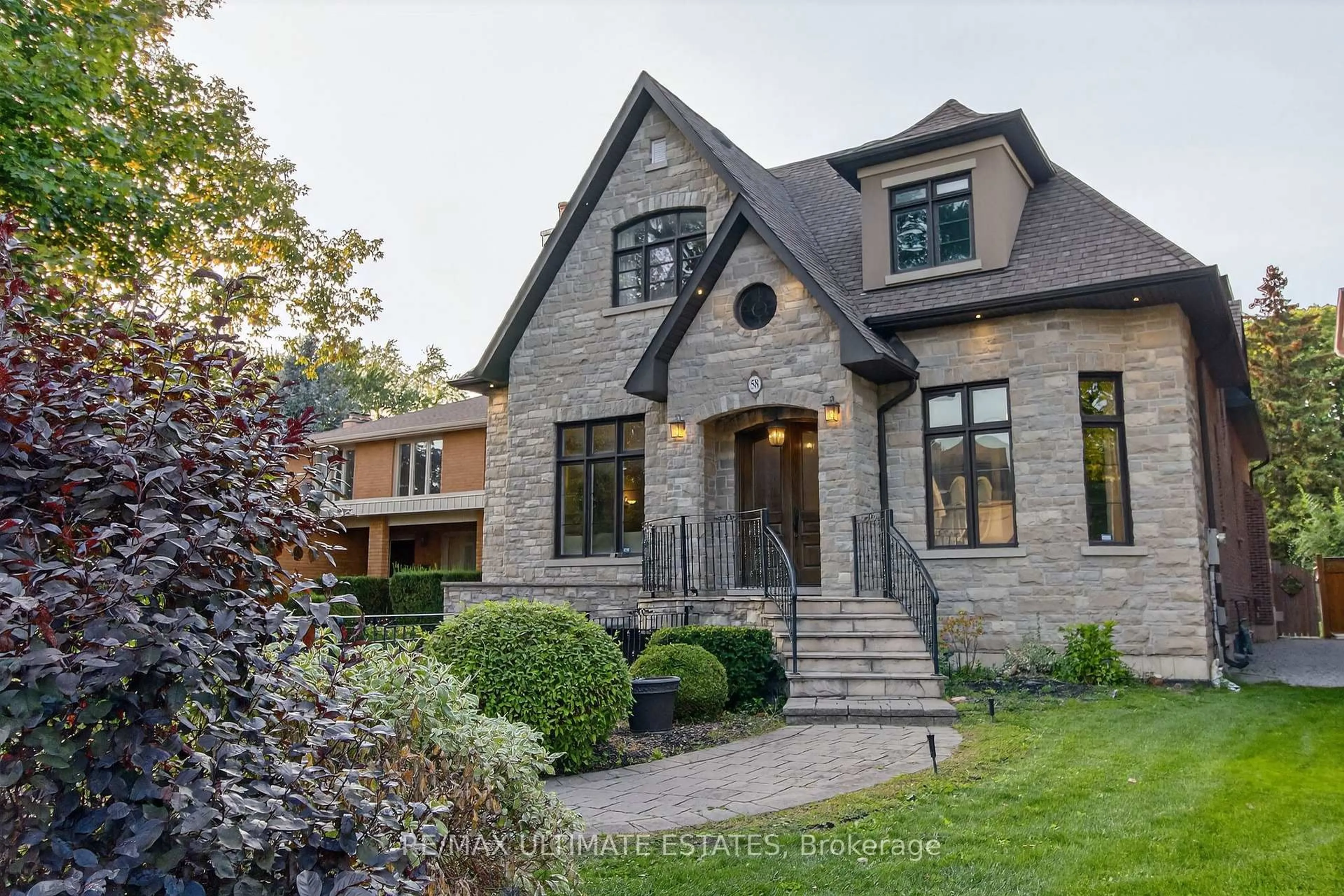 Home with brick exterior material, street for 58 Spruce Ave, Richmond Hill Ontario L4C 6W1