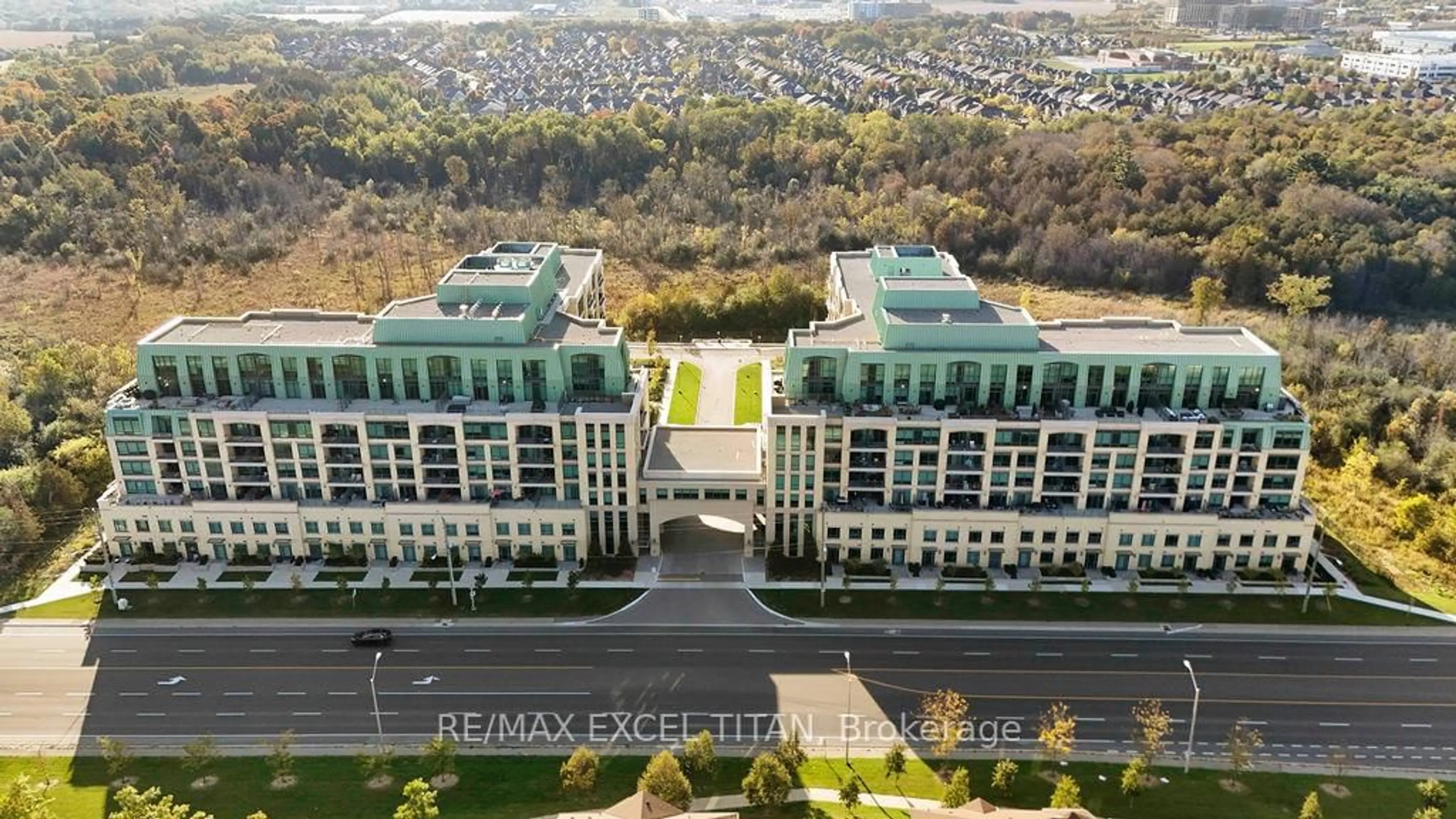 A pic from outside/outdoor area/front of a property/back of a property/a pic from drone, city buildings view from balcony for 11782 Ninth Line #514 A, Whitchurch-Stouffville Ontario L4A 5E9
