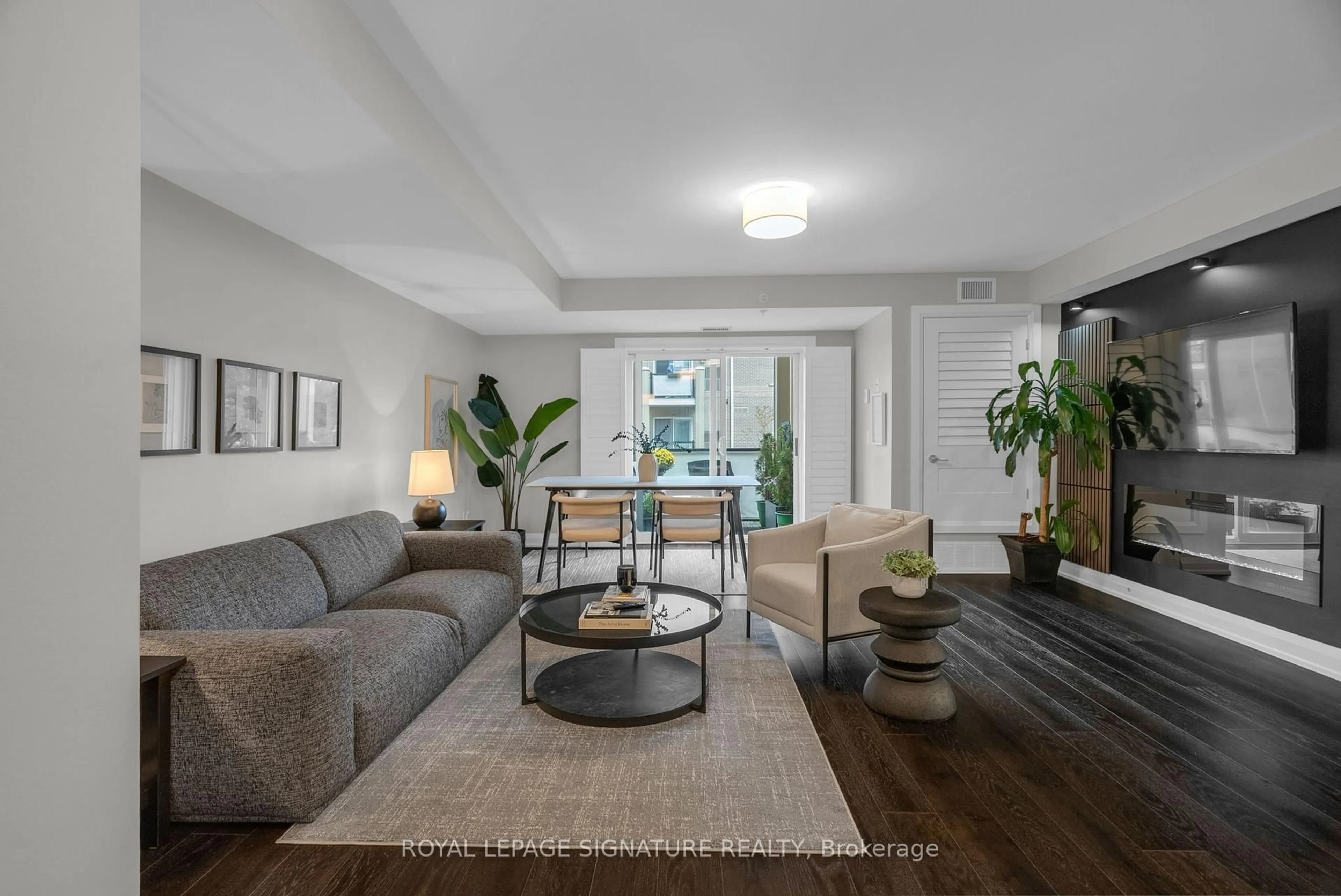 Living room with furniture, unknown for 481 Rupert Ave #204, Whitchurch-Stouffville Ontario L4A 1Y7
