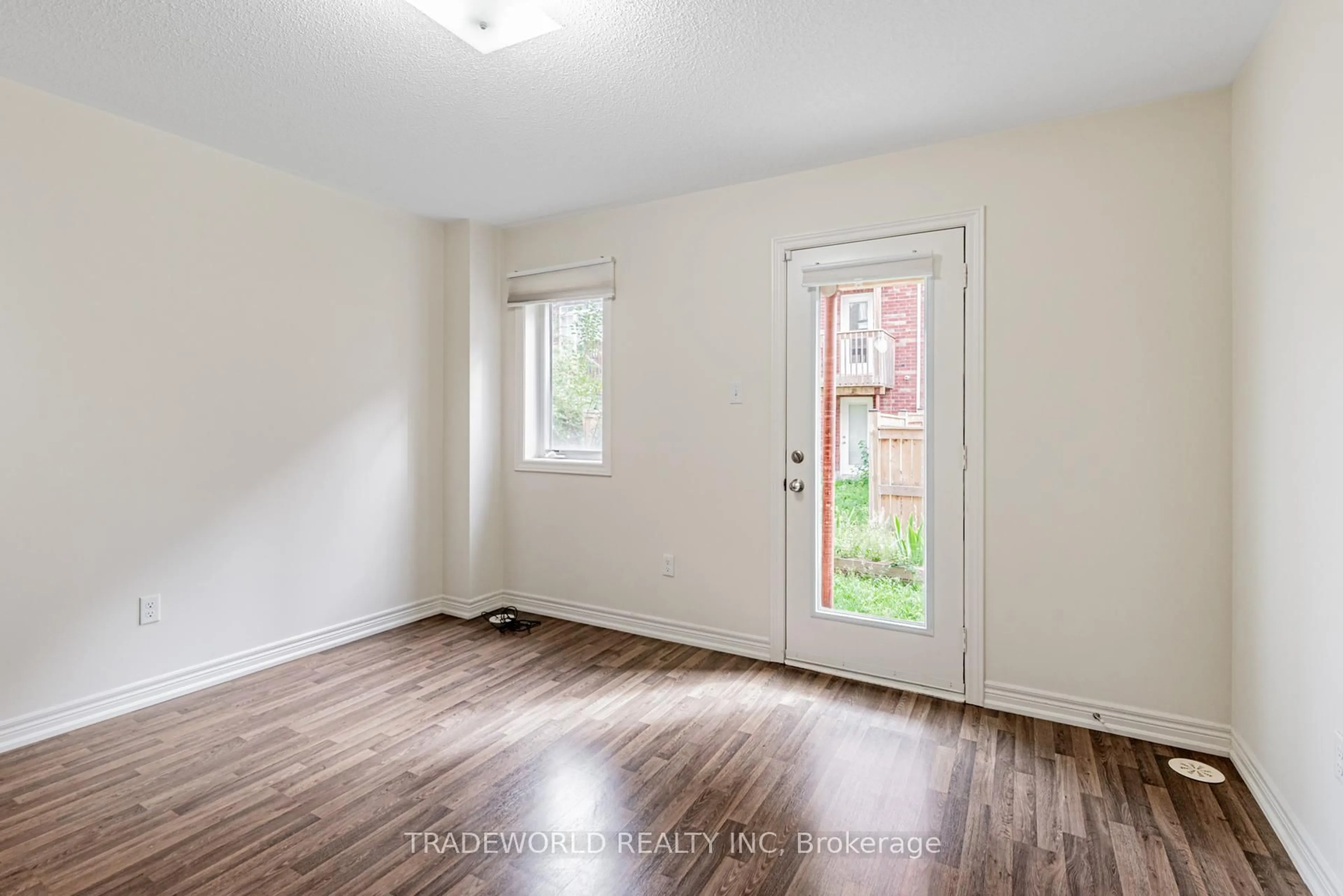 A pic of a room for 11 Roy Grove Way, Markham Ontario L3E 0T6