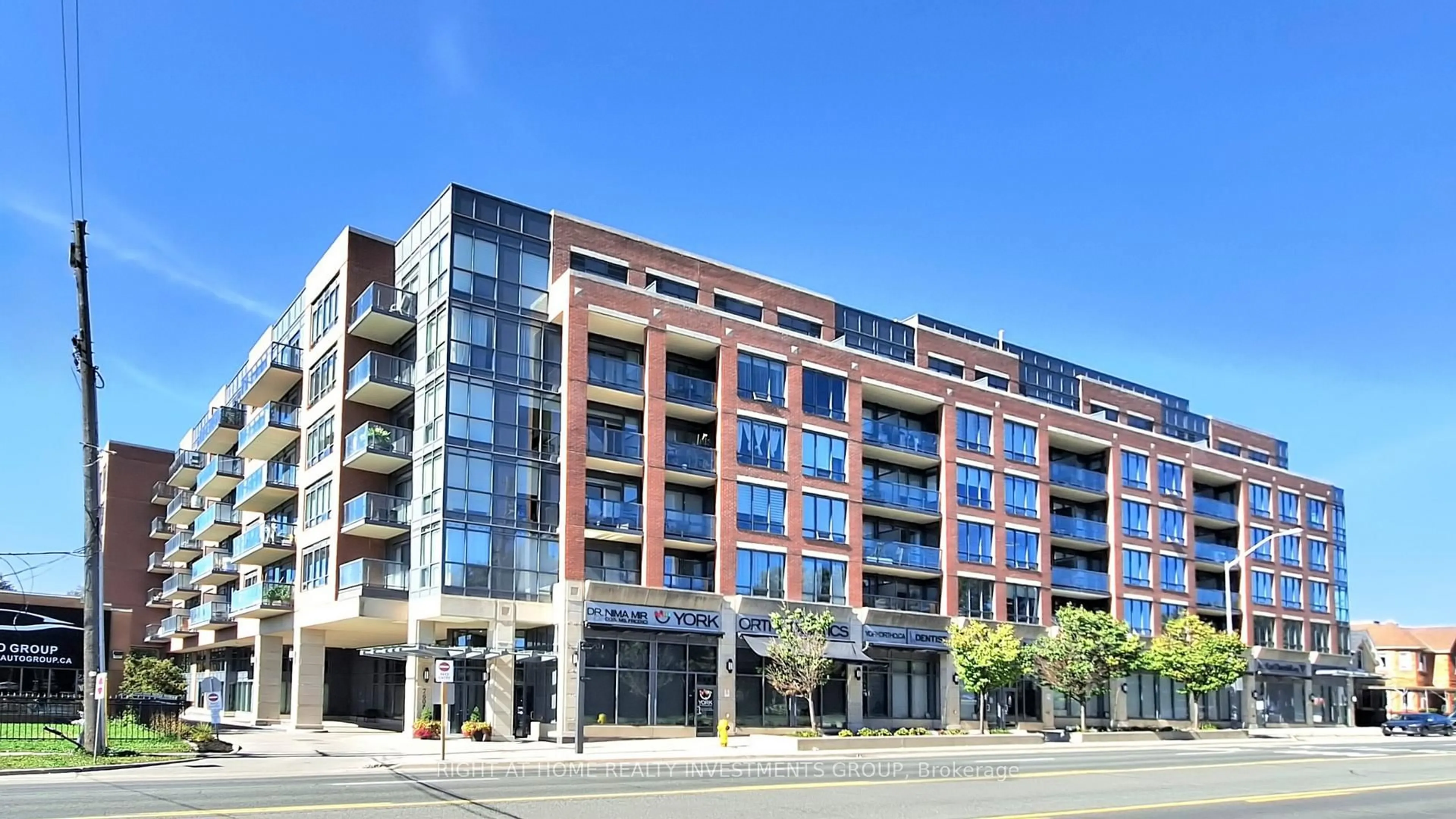 Unknown for 7608 Yonge St #430, Vaughan Ontario L4J 0J5