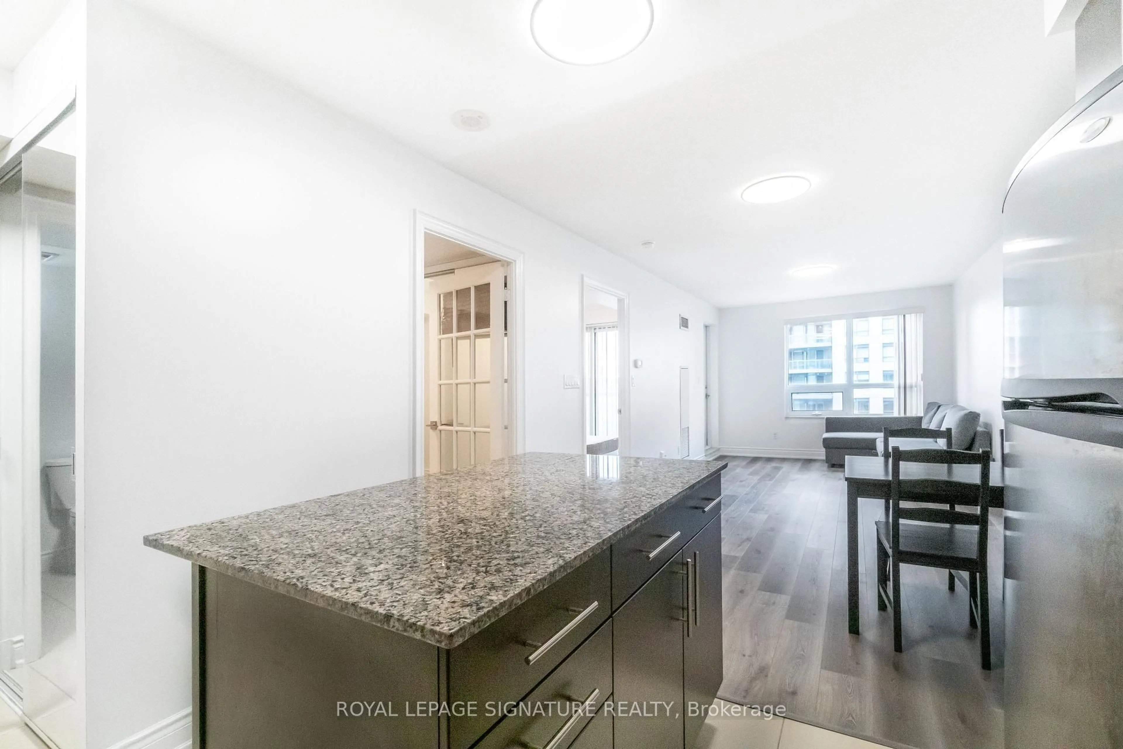 Unknown for 60 South Town Centre Blvd #809, Markham Ontario L6G 0C5