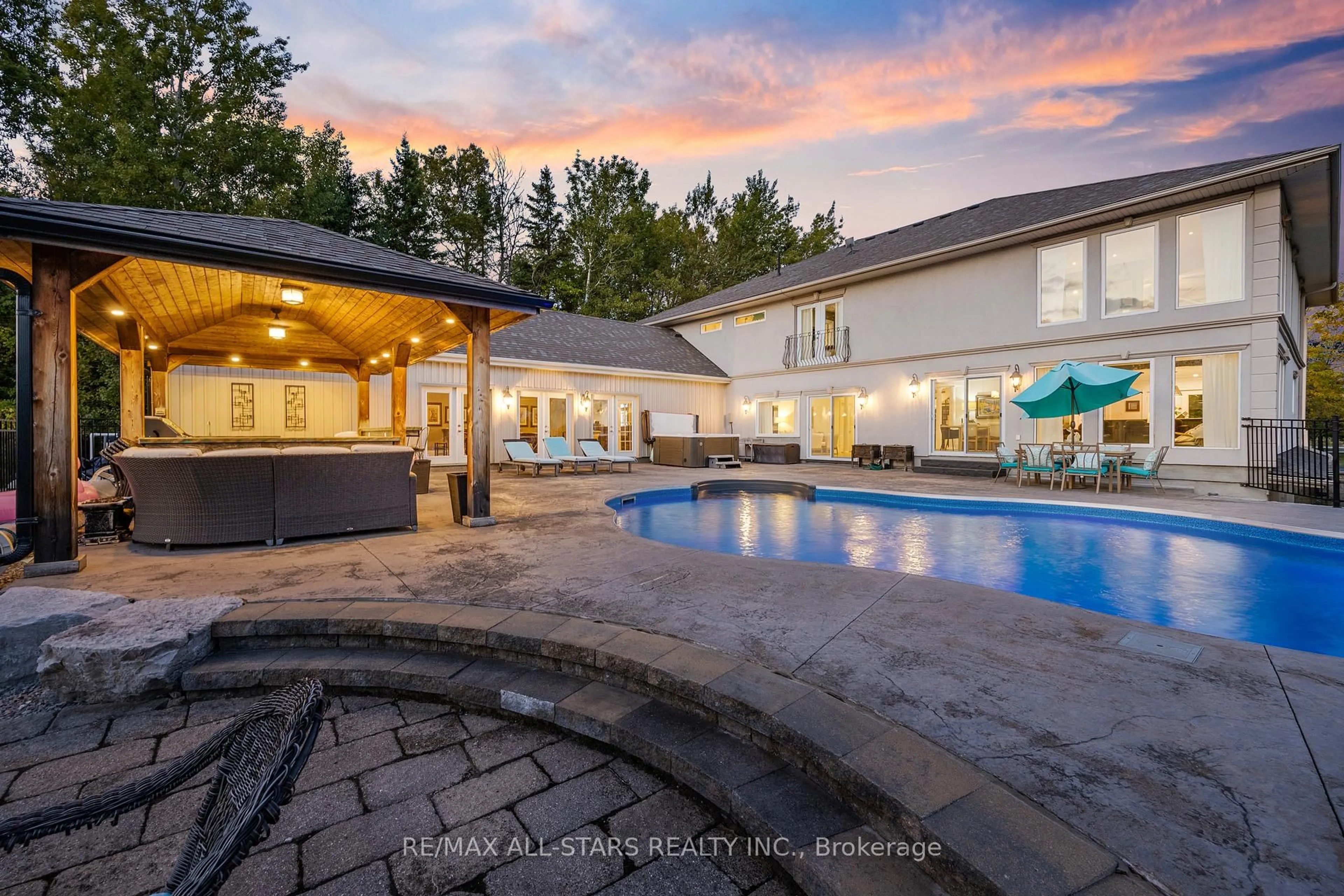 Pool for 25956 McCowan Rd, Georgina Ontario L0E 1R0