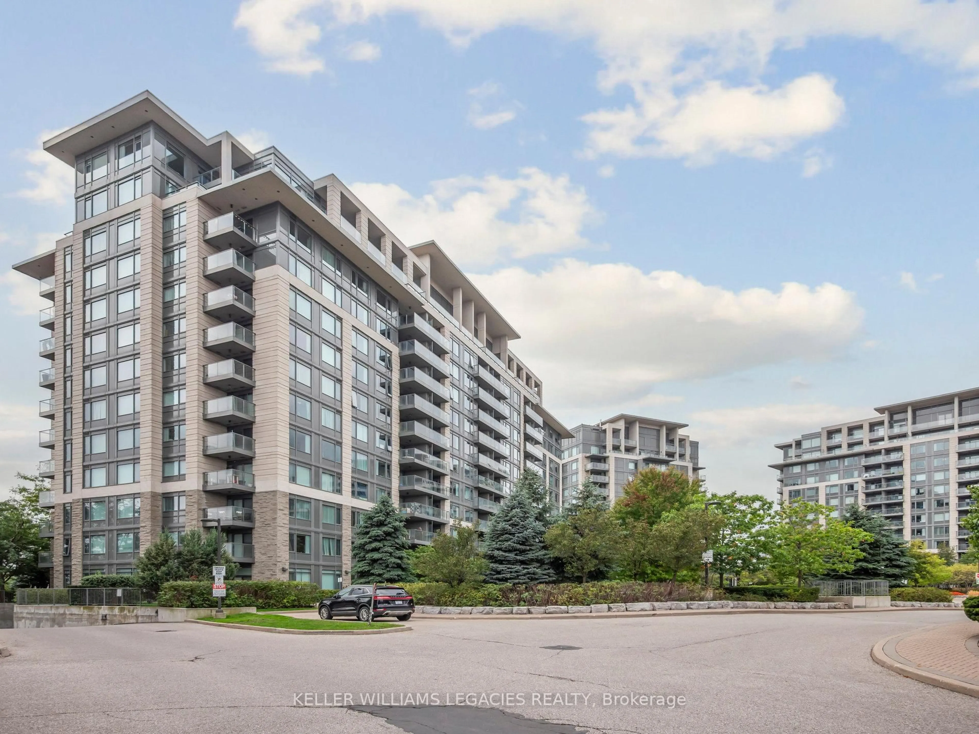 Unknown for 273 South Park Rd #211, Markham Ontario L3T 0B5