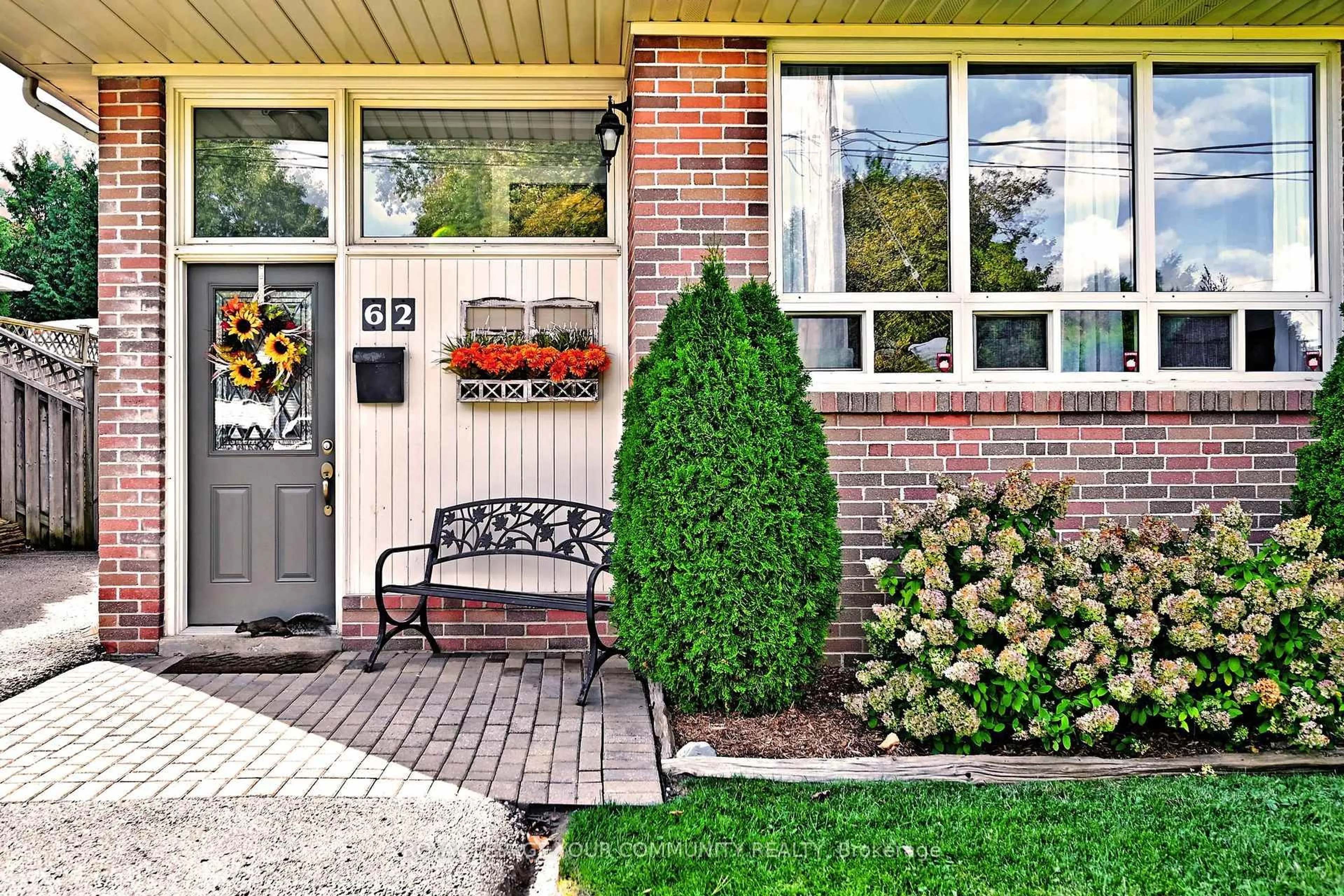 Home with brick exterior material, street for 62 Haida Dr, Aurora Ontario L4G 3C8