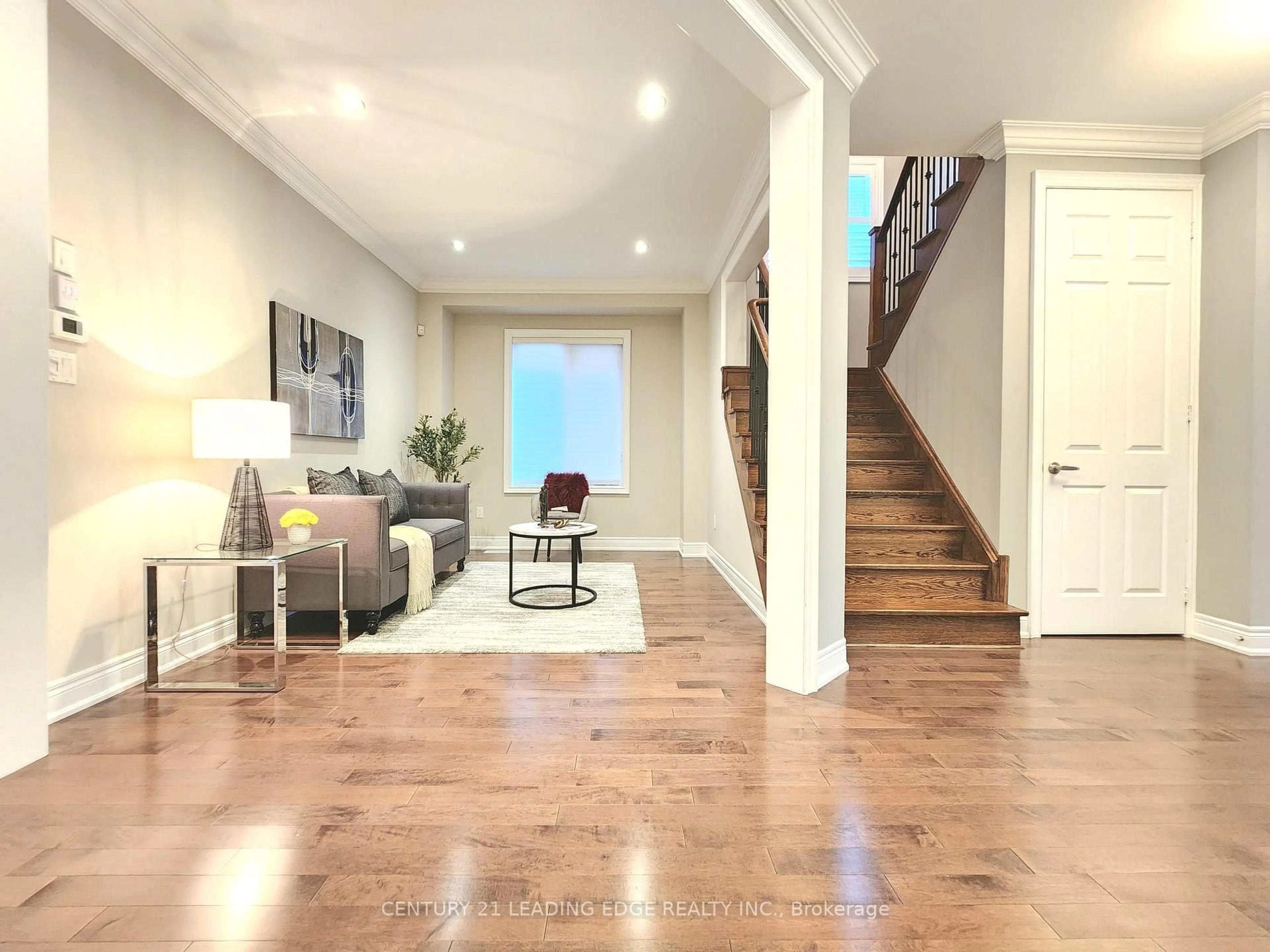 Indoor entryway for 89 Greenspire Ave, Markham Ontario L6E 0S2
