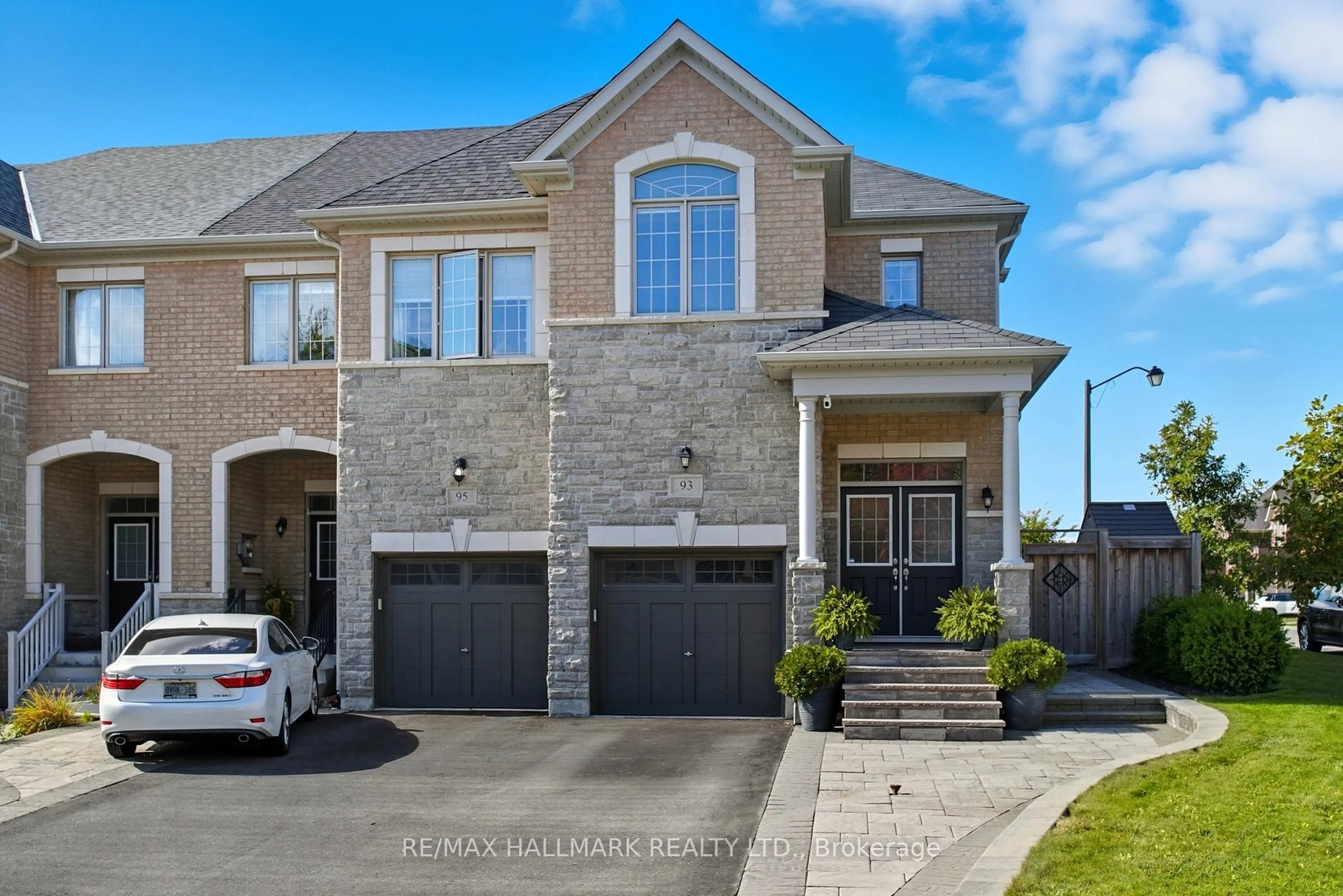 Home with brick exterior material, street for 93 Port Arthur Cres, Richmond Hill Ontario L4E 0Z9