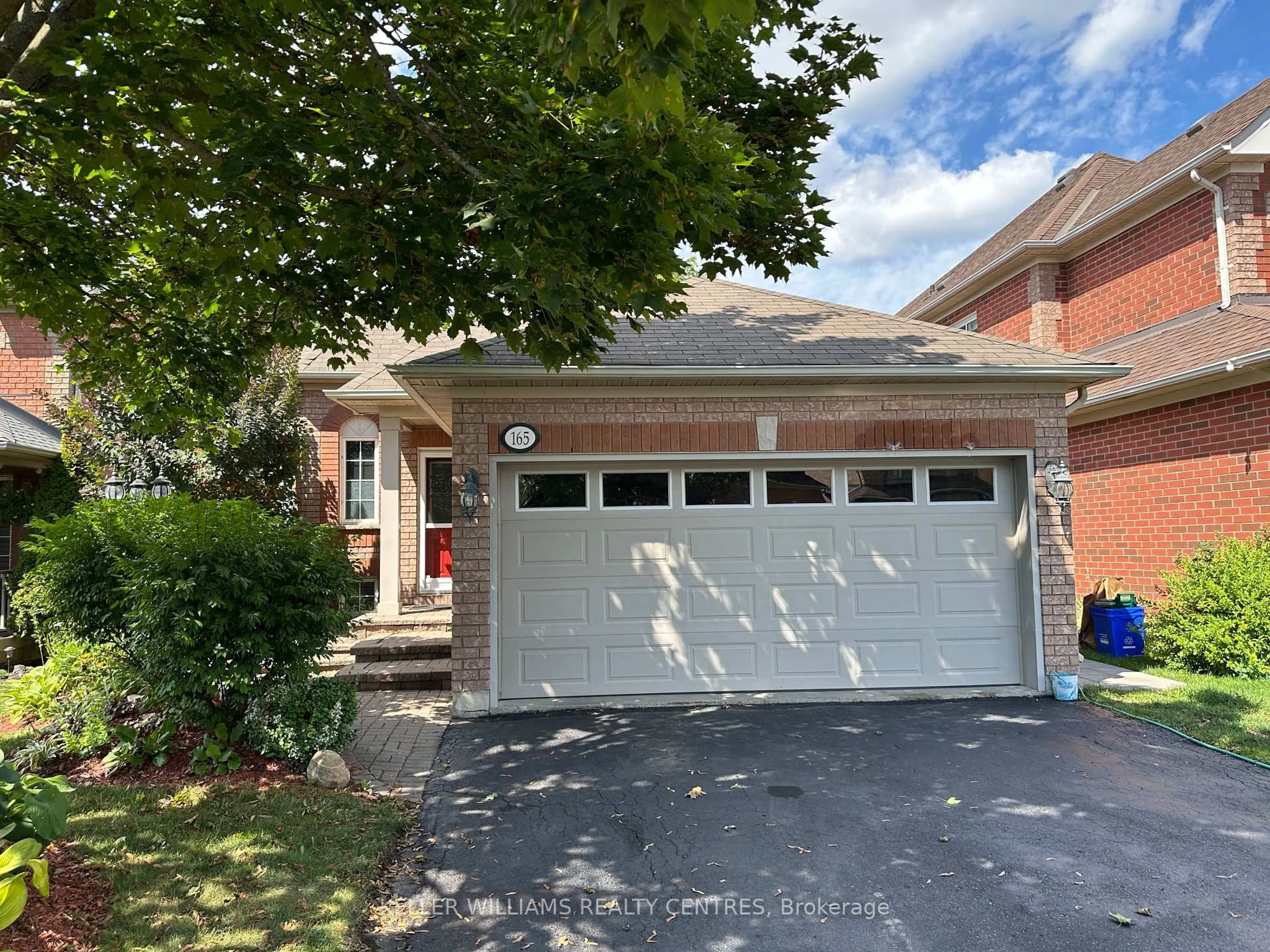 Unknown for 165 Clearmeadow Blvd, Newmarket Ontario L3X 2E4