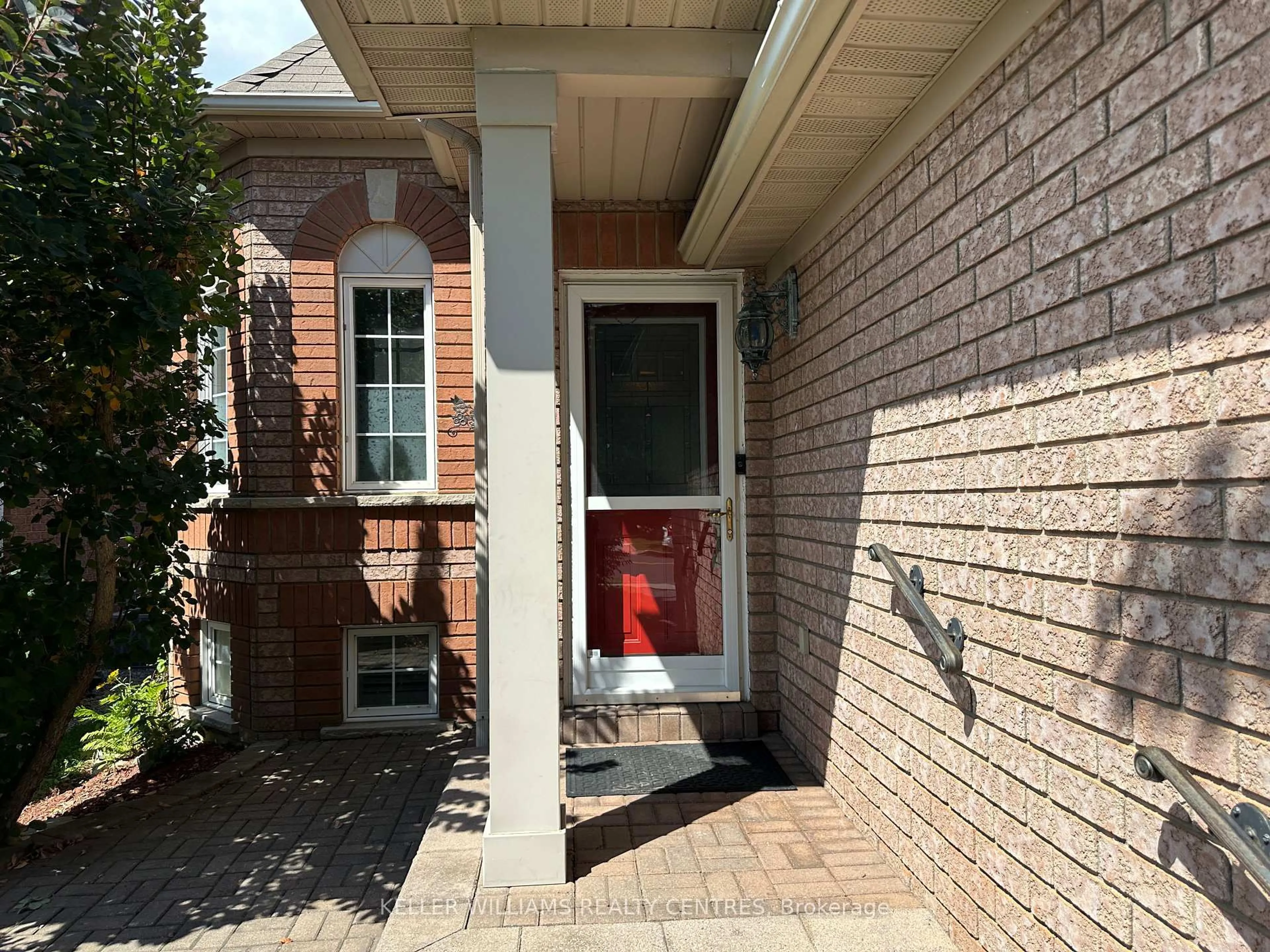 Home with brick exterior material, street for 165 Clearmeadow Blvd, Newmarket Ontario L3X 2E4