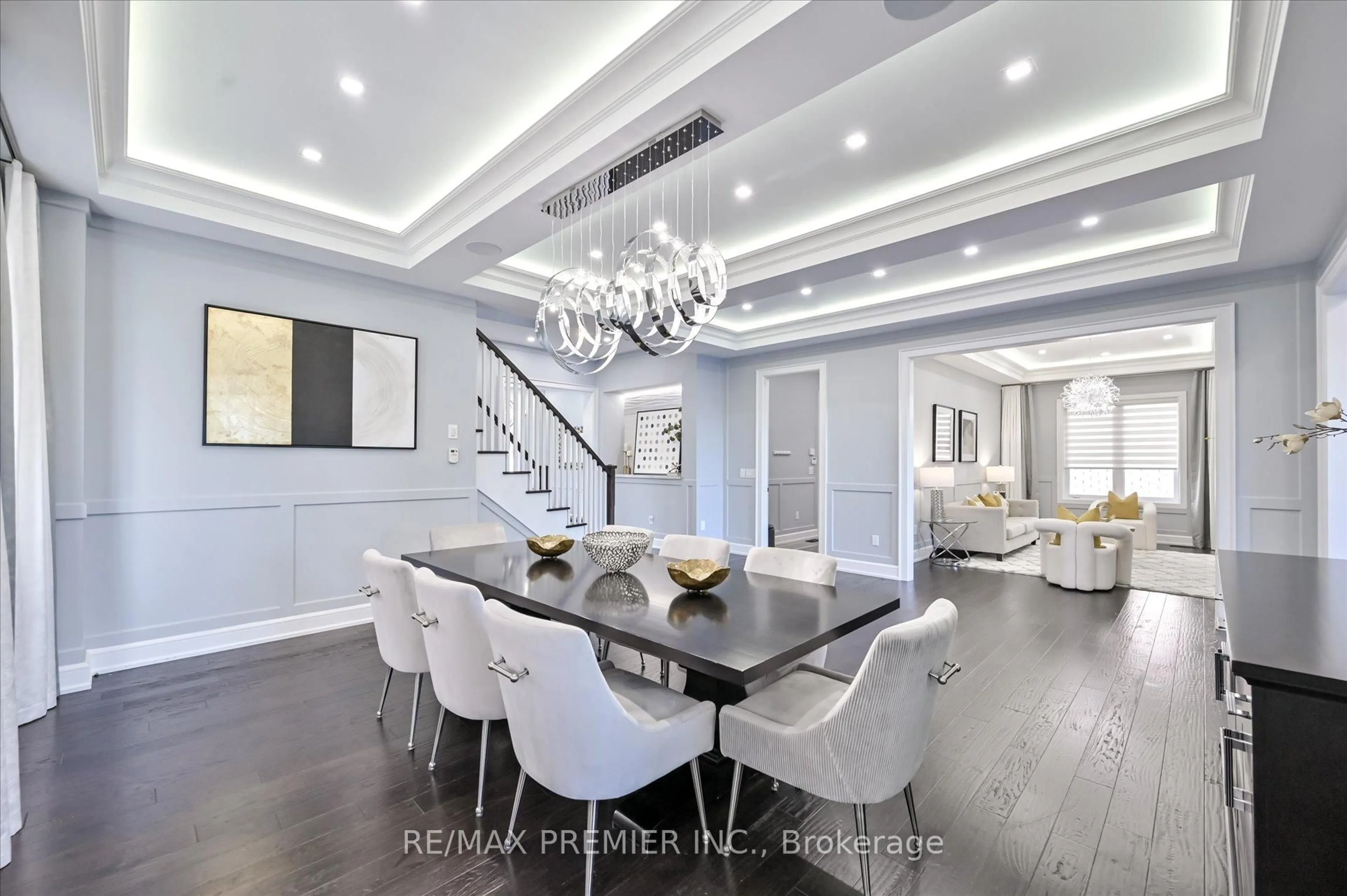 Dining room, unknown for 346 Farrell Rd, Vaughan Ontario L6A 4W9