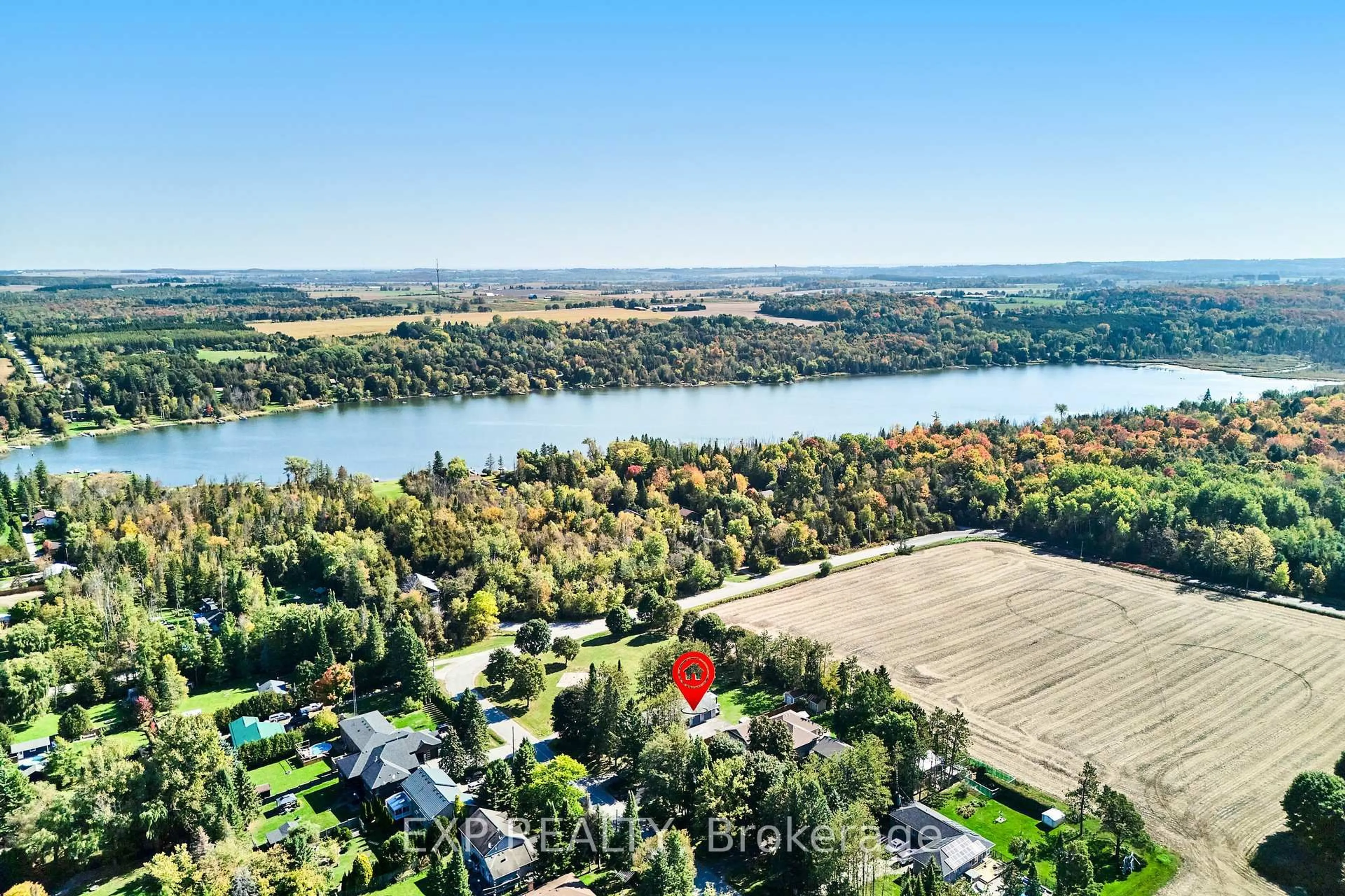 A pic from outside/outdoor area/front of a property/back of a property/a pic from drone, water/lake/river/ocean view for 9 Hilda Ave, Uxbridge Ontario L9P 1R2