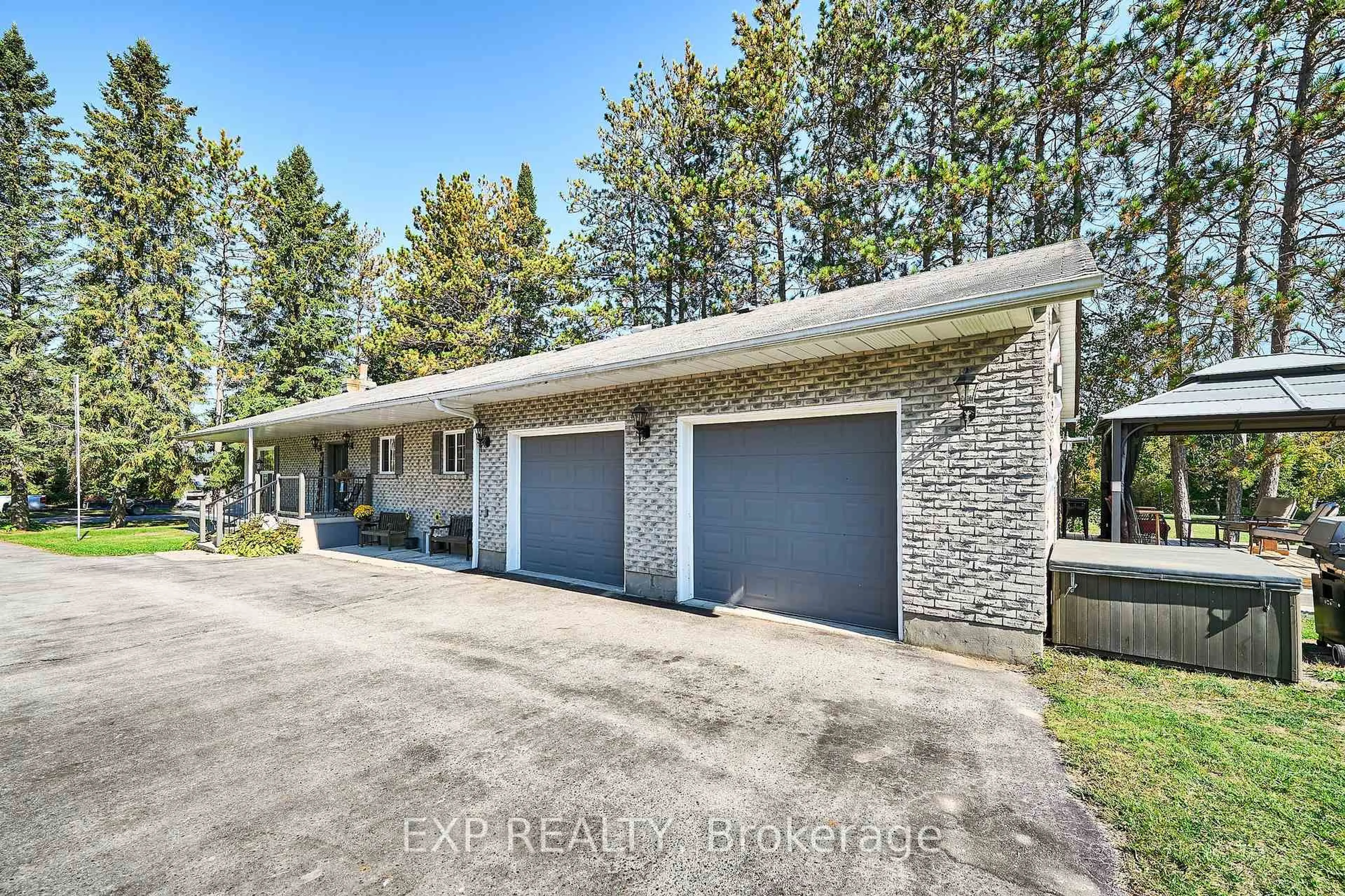 Unknown for 9 Hilda Ave, Uxbridge Ontario L9P 1R2