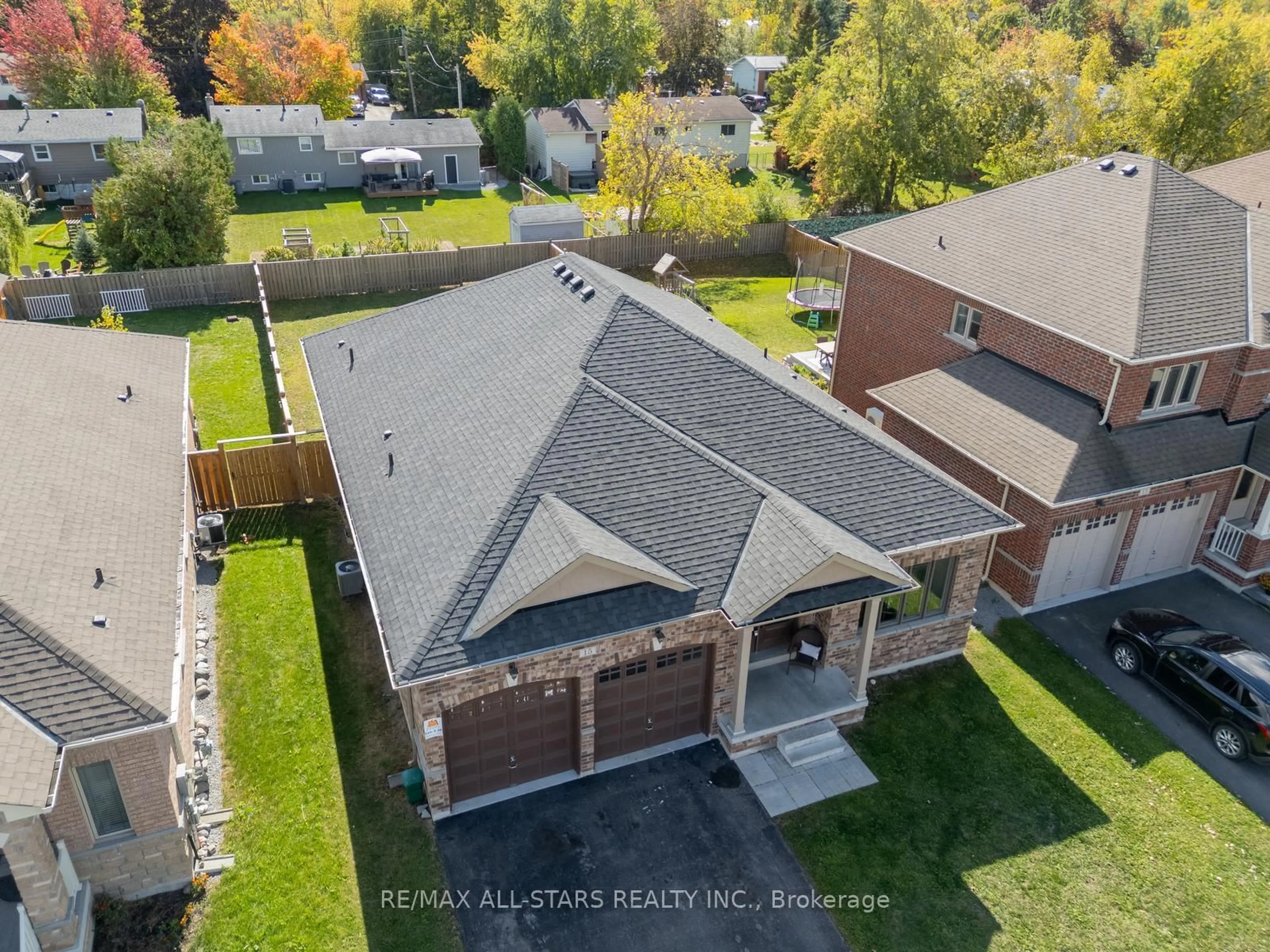 A pic from outside/outdoor area/front of a property/back of a property/a pic from drone, street for 15 Pollock Ave, Brock Ontario L0K 1A0