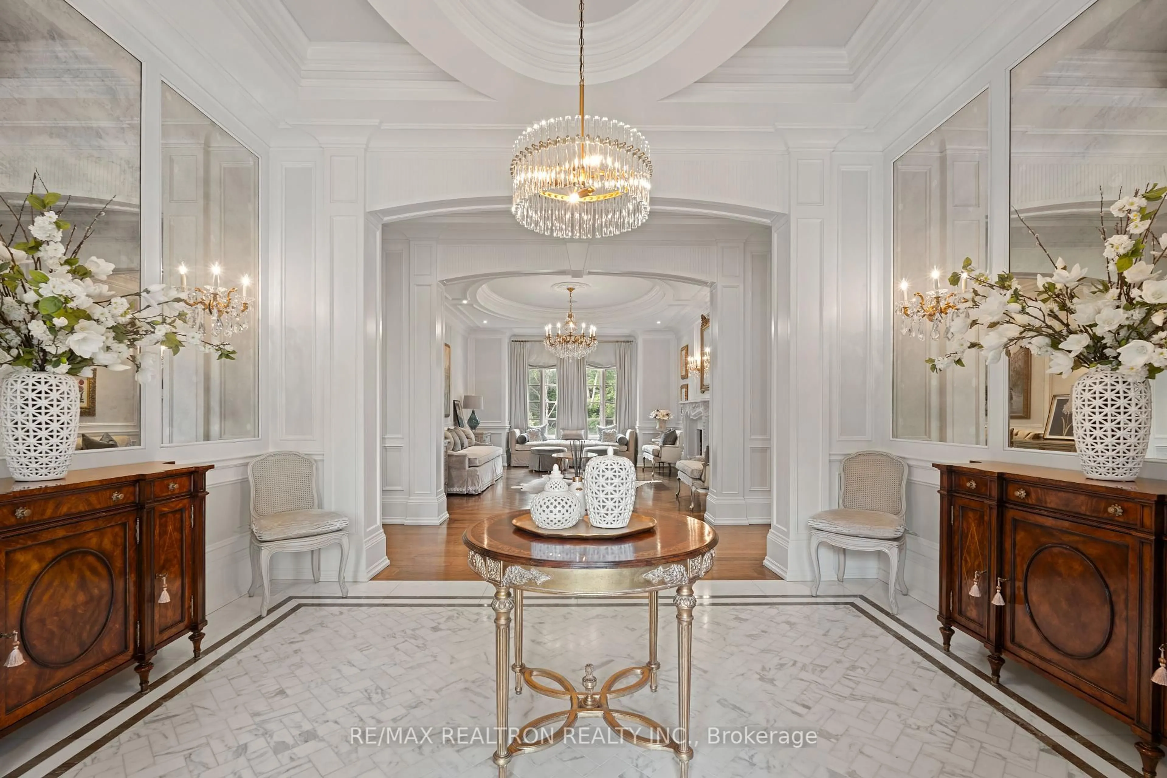 Unknown for 301 Millwood Pkwy, Vaughan Ontario L4L 1A6