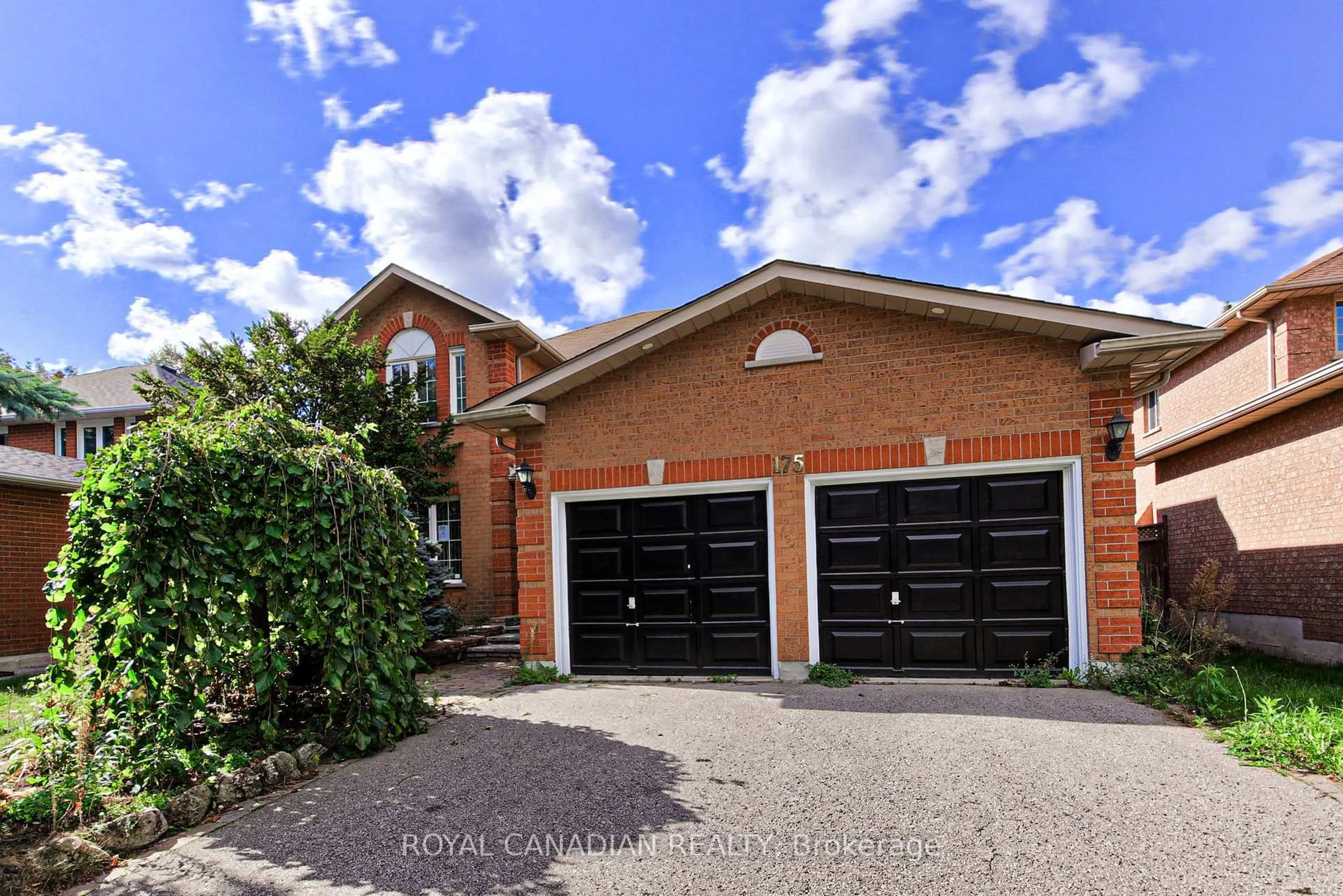 Home with brick exterior material, street for 175 RHODES Circ, Newmarket Ontario L3X 1V3