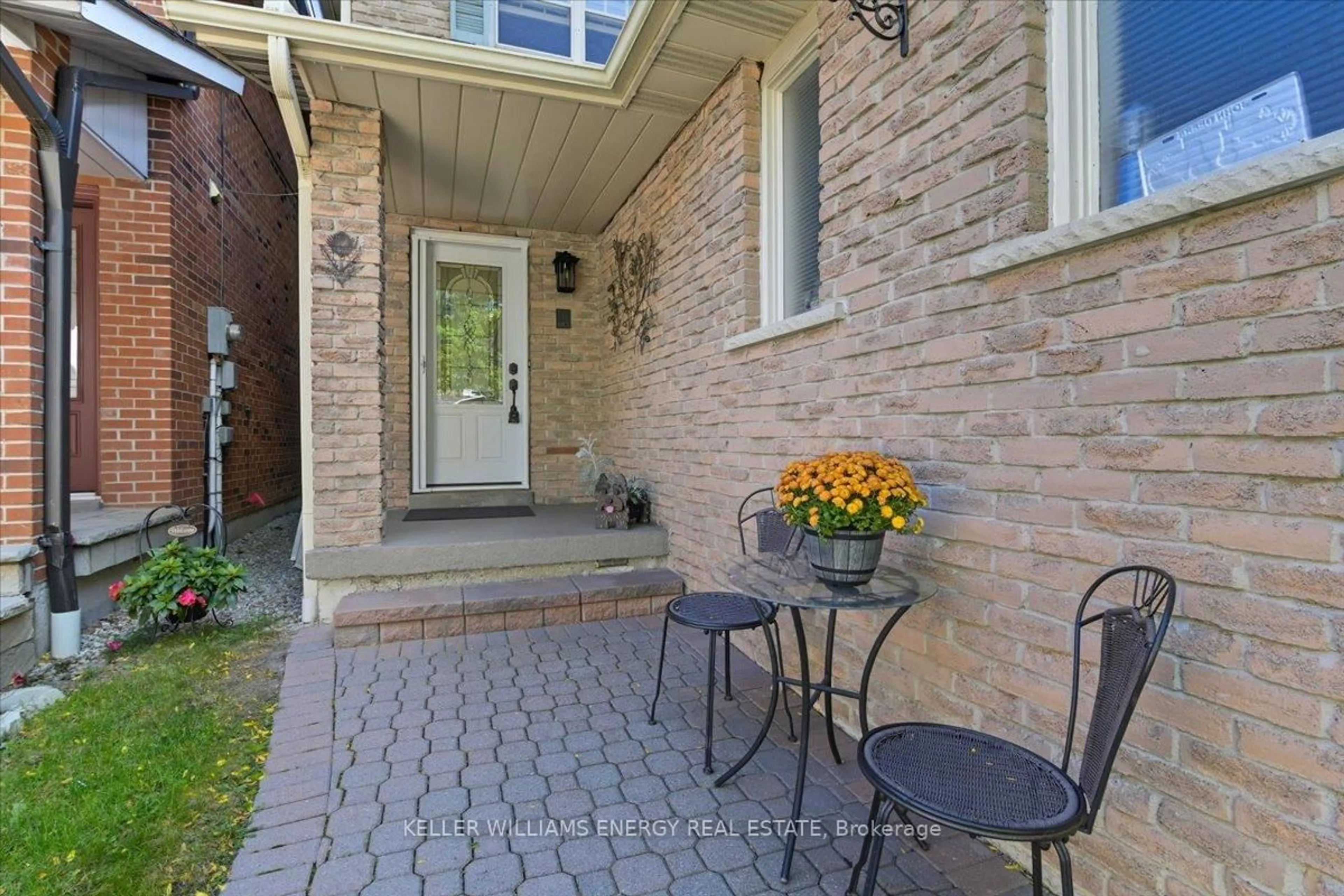 Unknown for 95 Delmark Blvd, Markham Ontario L3P 3Z7