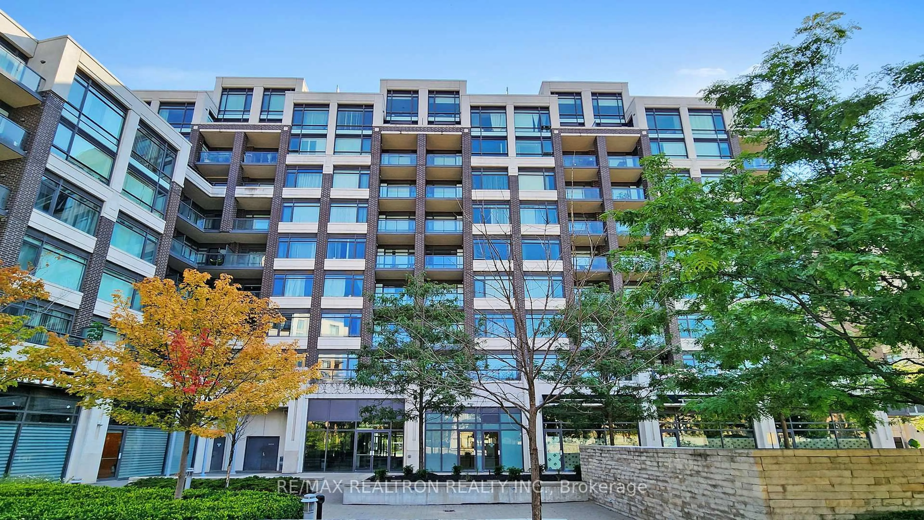 Indoor foyer for 8130 Birchmount Rd #610F, Markham Ontario L6G 0E4