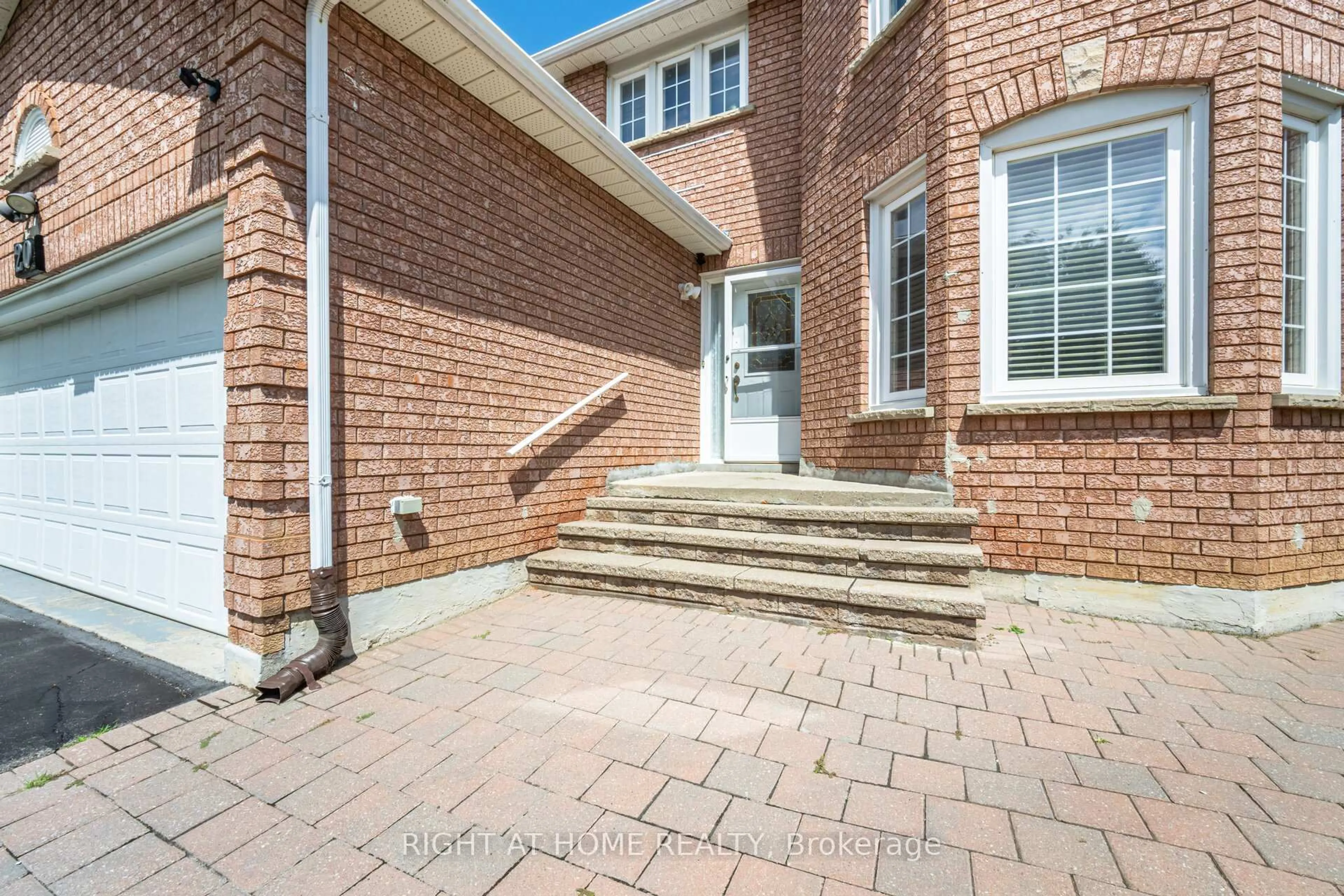 Home with brick exterior material, street for 20 Erla Crt, Markham Ontario L3S 3B3