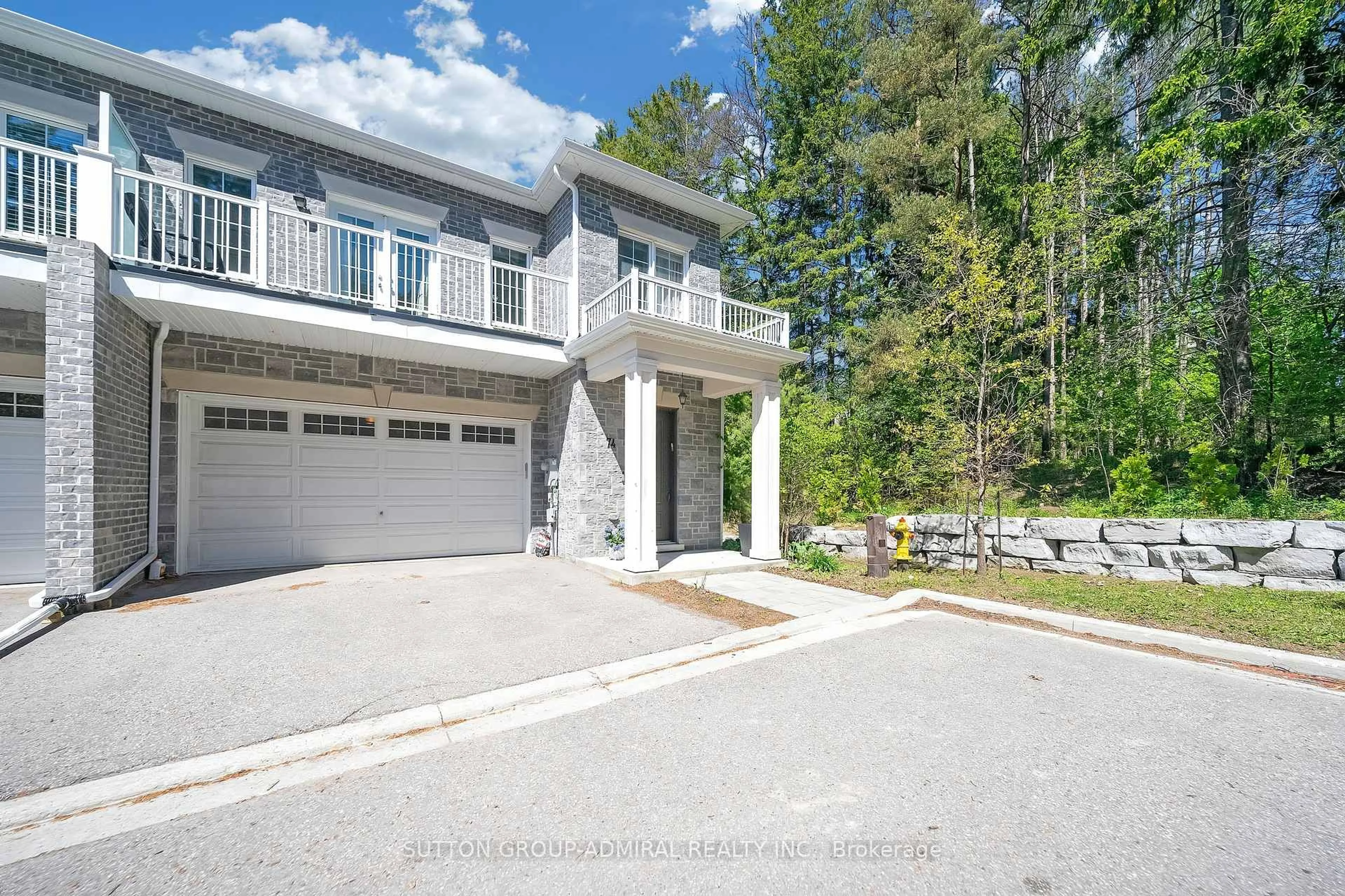 Unknown for 74 Old Bloomington Rd, Aurora Ontario L4G 0M2