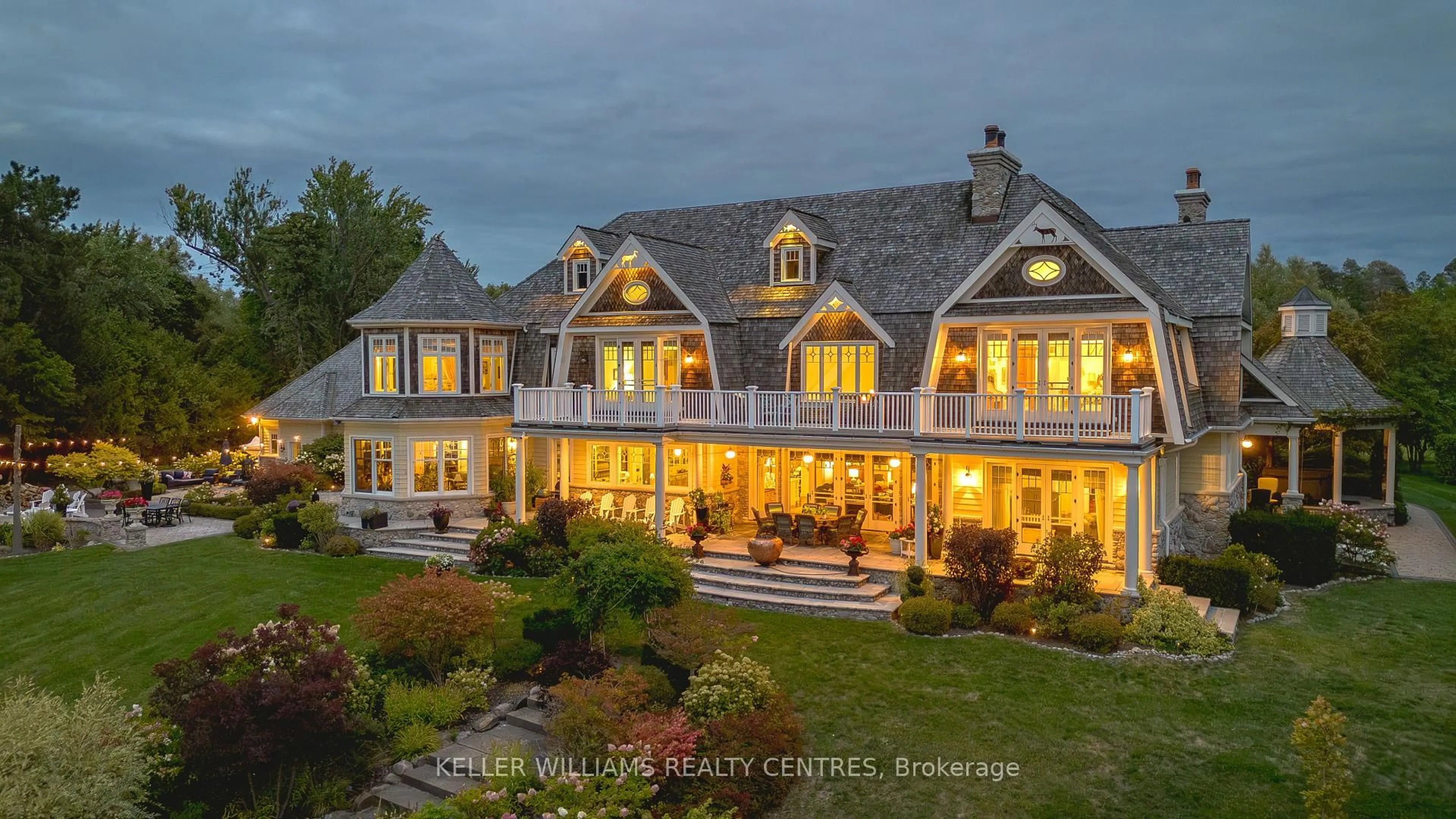 Unknown for 736 Lake Dr, Georgina Ontario L4P 3C8