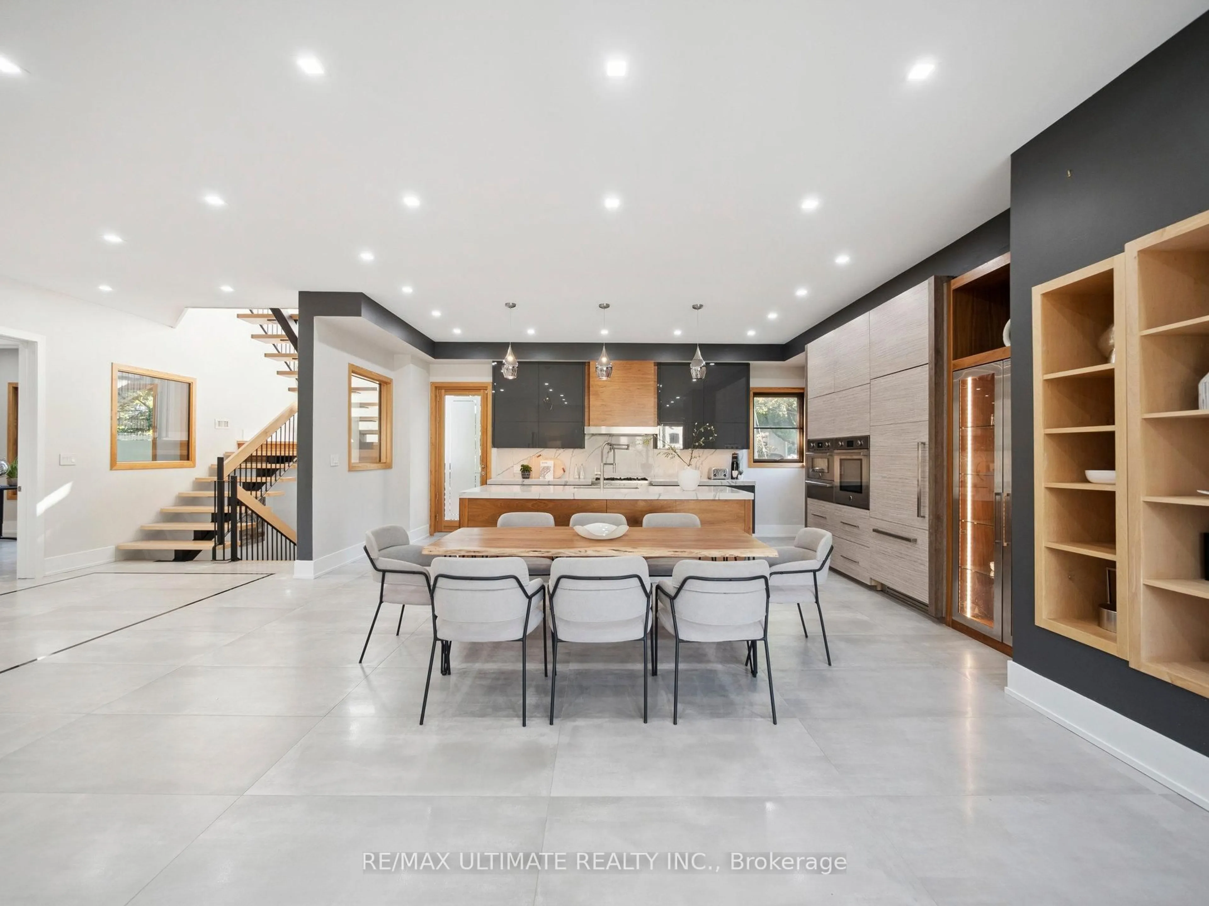 Contemporary kitchen, ceramic/tile floor for 74 Leisure Lane, Richmond Hill Ontario L4C 4X1