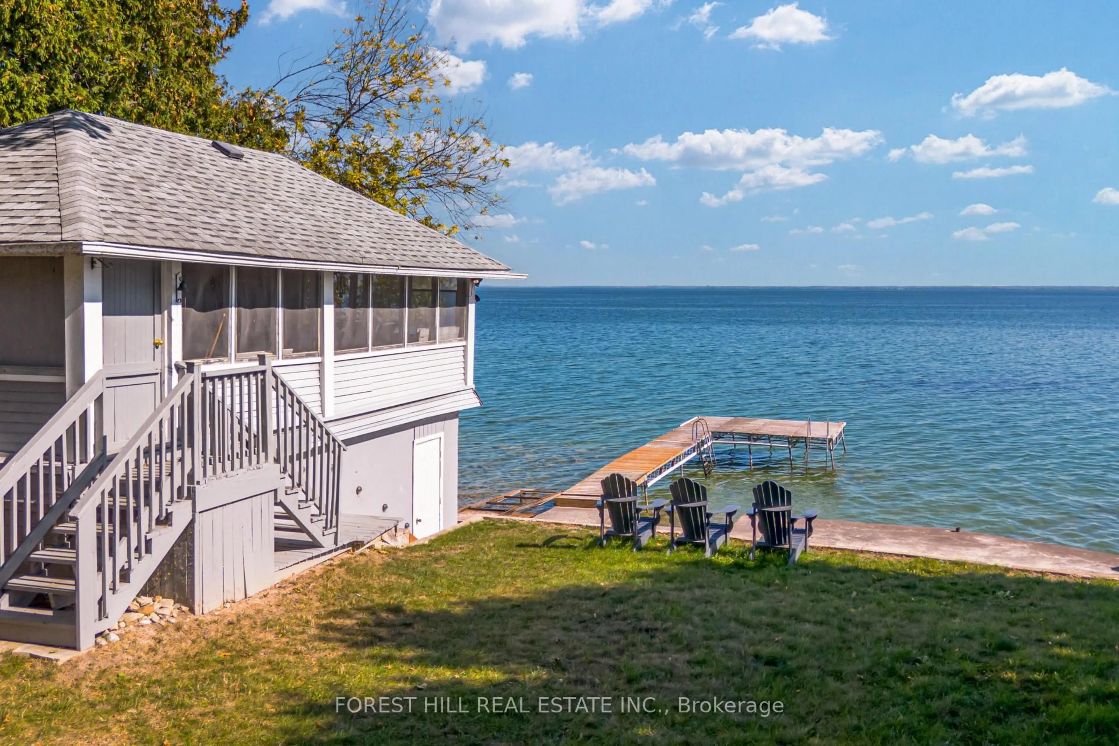 A pic from outside/outdoor area/front of a property/back of a property/a pic from drone, water/lake/river/ocean view for 41 Sunnypoint Dr, Innisfil Ontario L9S 2X4