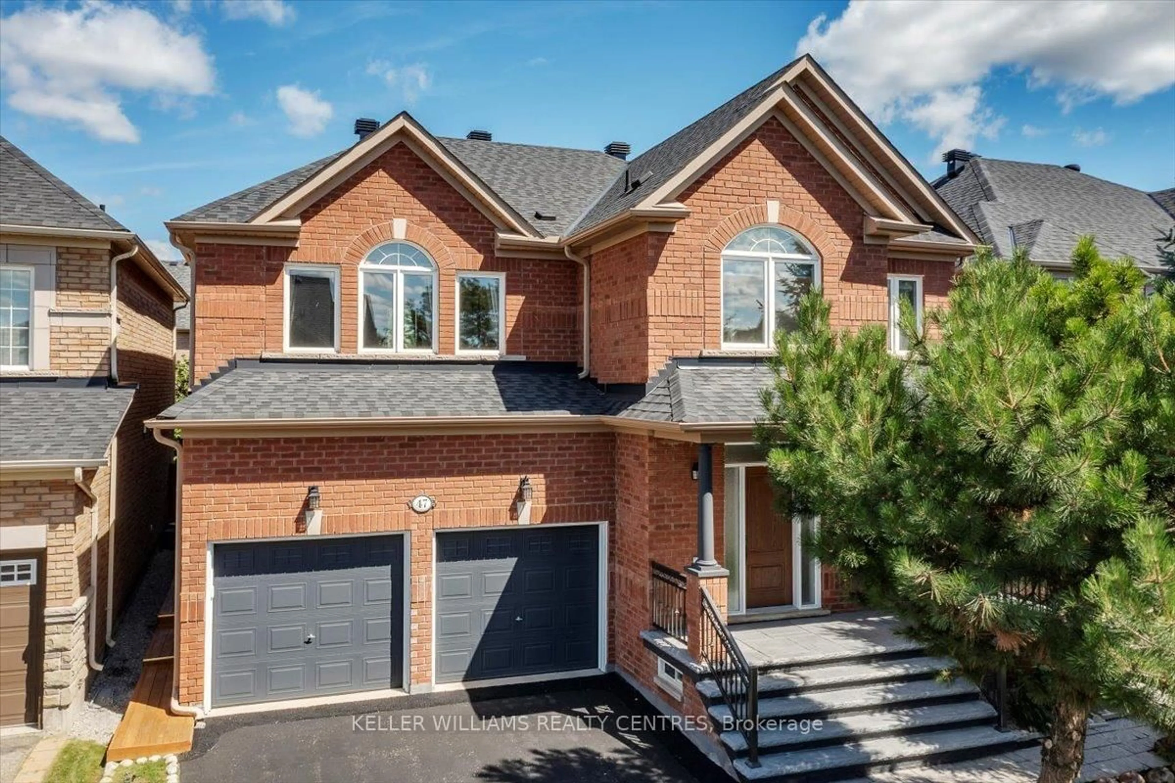 Home with brick exterior material, street for 47 Ames Cres, Aurora Ontario L4G 0C3
