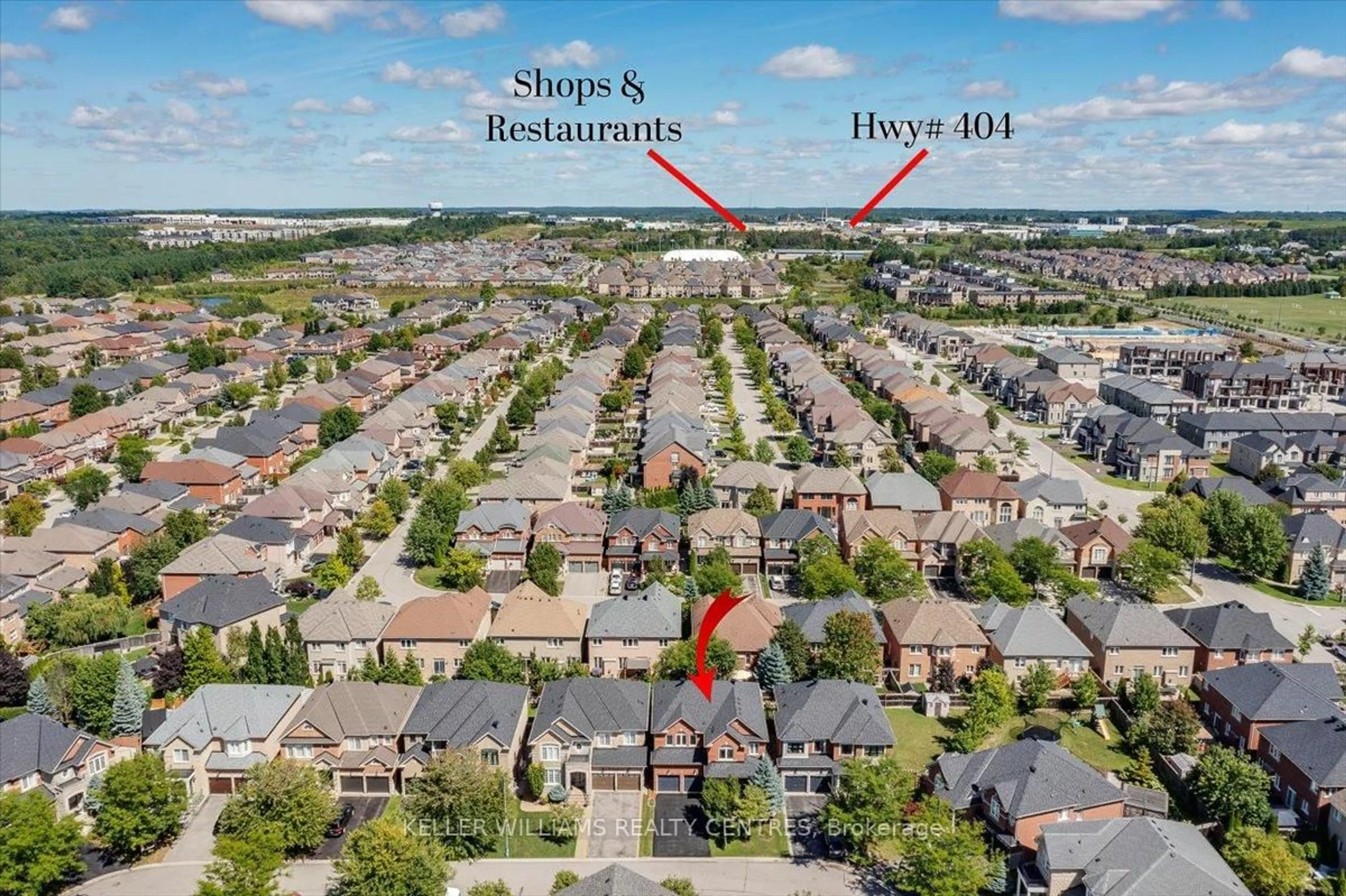 A pic from outside/outdoor area/front of a property/back of a property/a pic from drone, street for 47 Ames Cres, Aurora Ontario L4G 0C3