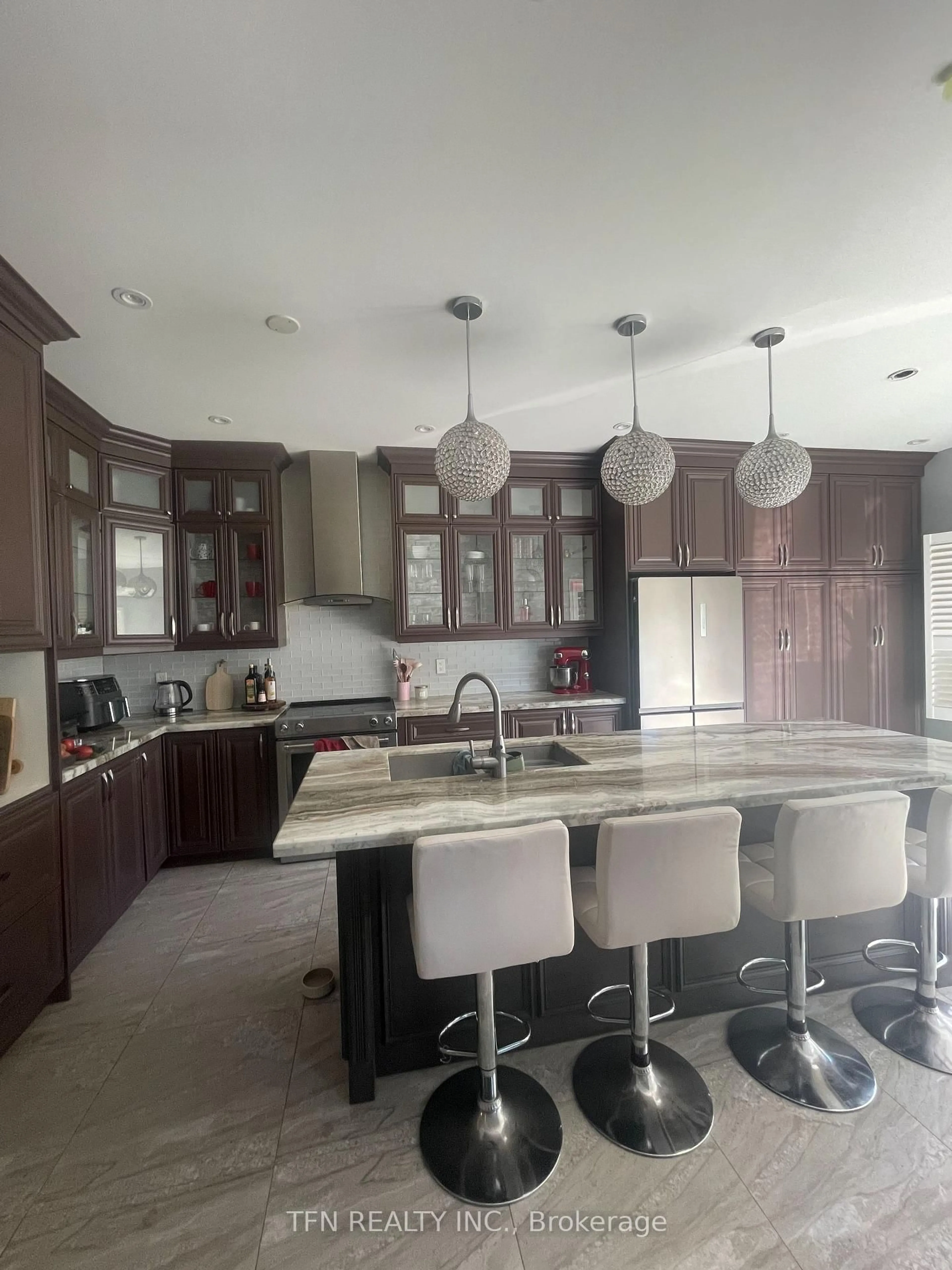Contemporary kitchen, ceramic/tile floor for 5 Belwood Blvd, Vaughan Ontario L4K 5H4