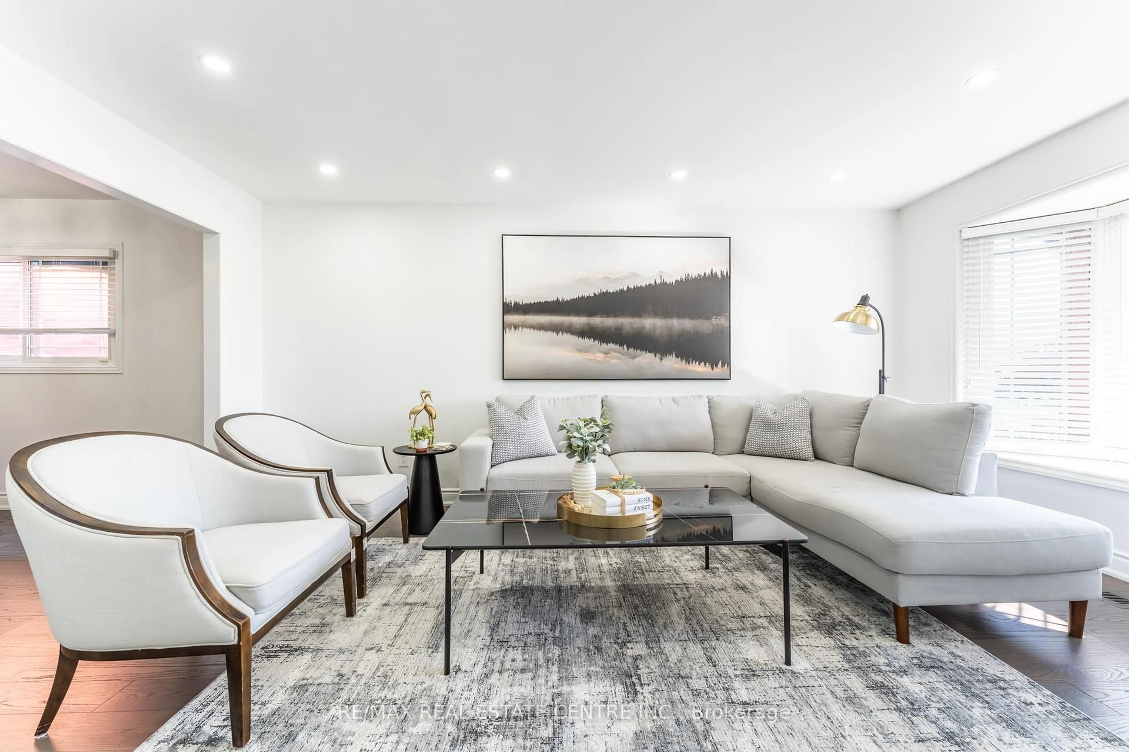 Living room with furniture, unknown for 499 Aberdeen Ave, Vaughan Ontario L4L 5J5