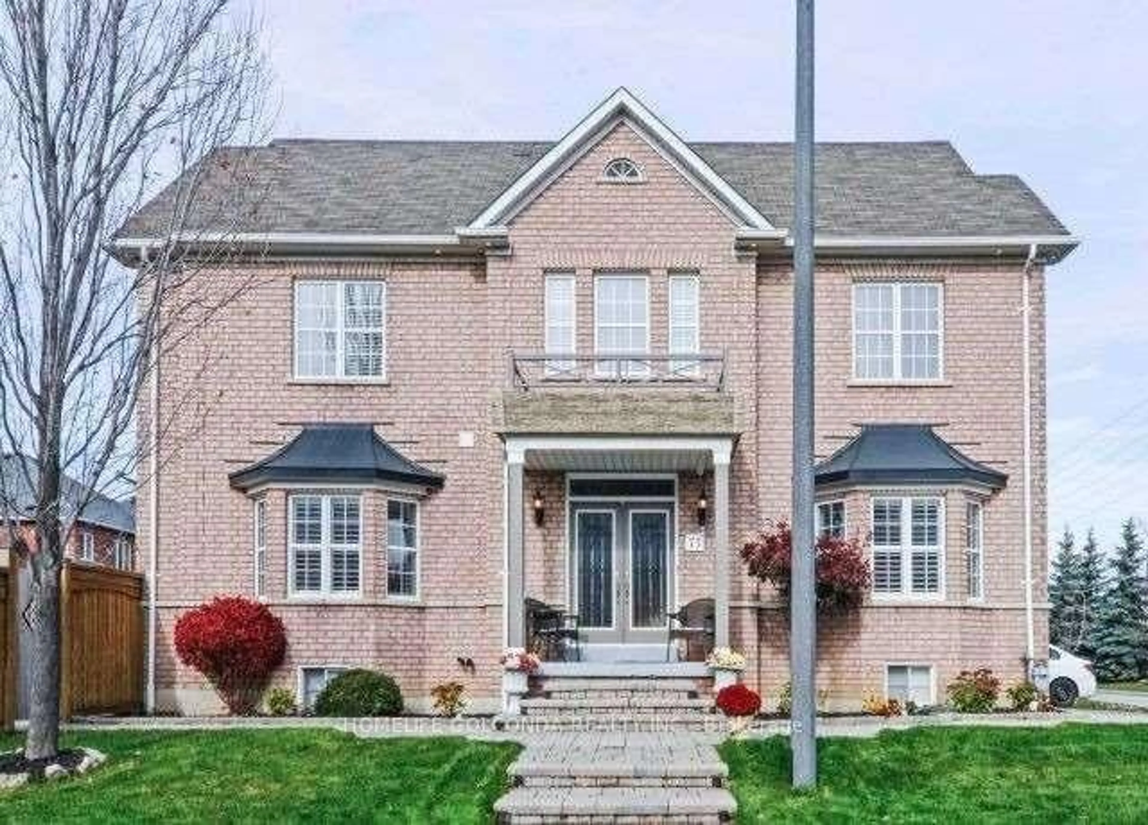 Home with brick exterior material, street for 77 Arco Circ, Vaughan Ontario L6A 3Z7