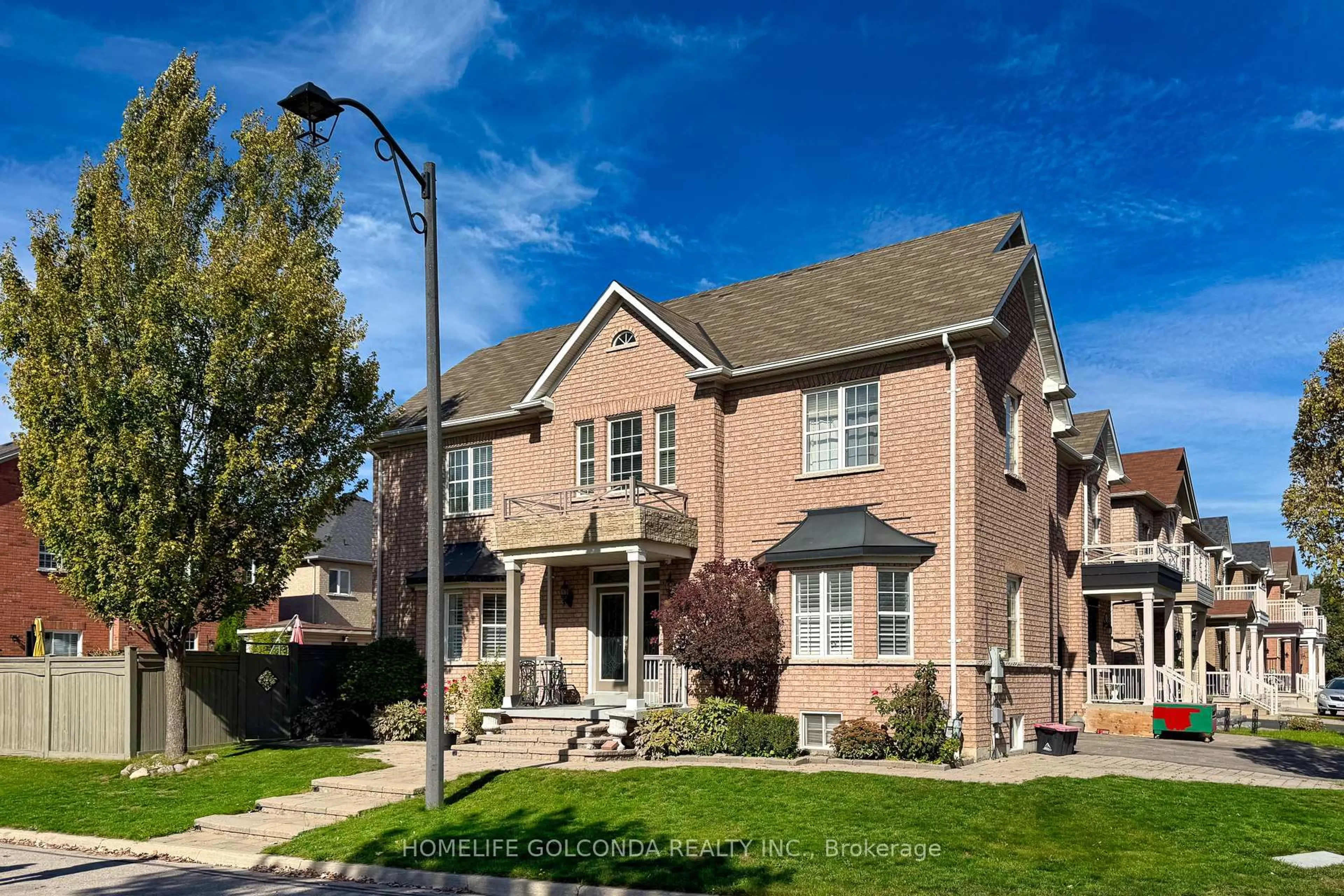 Home with brick exterior material, street for 77 Arco Circ, Vaughan Ontario L6A 3Z7